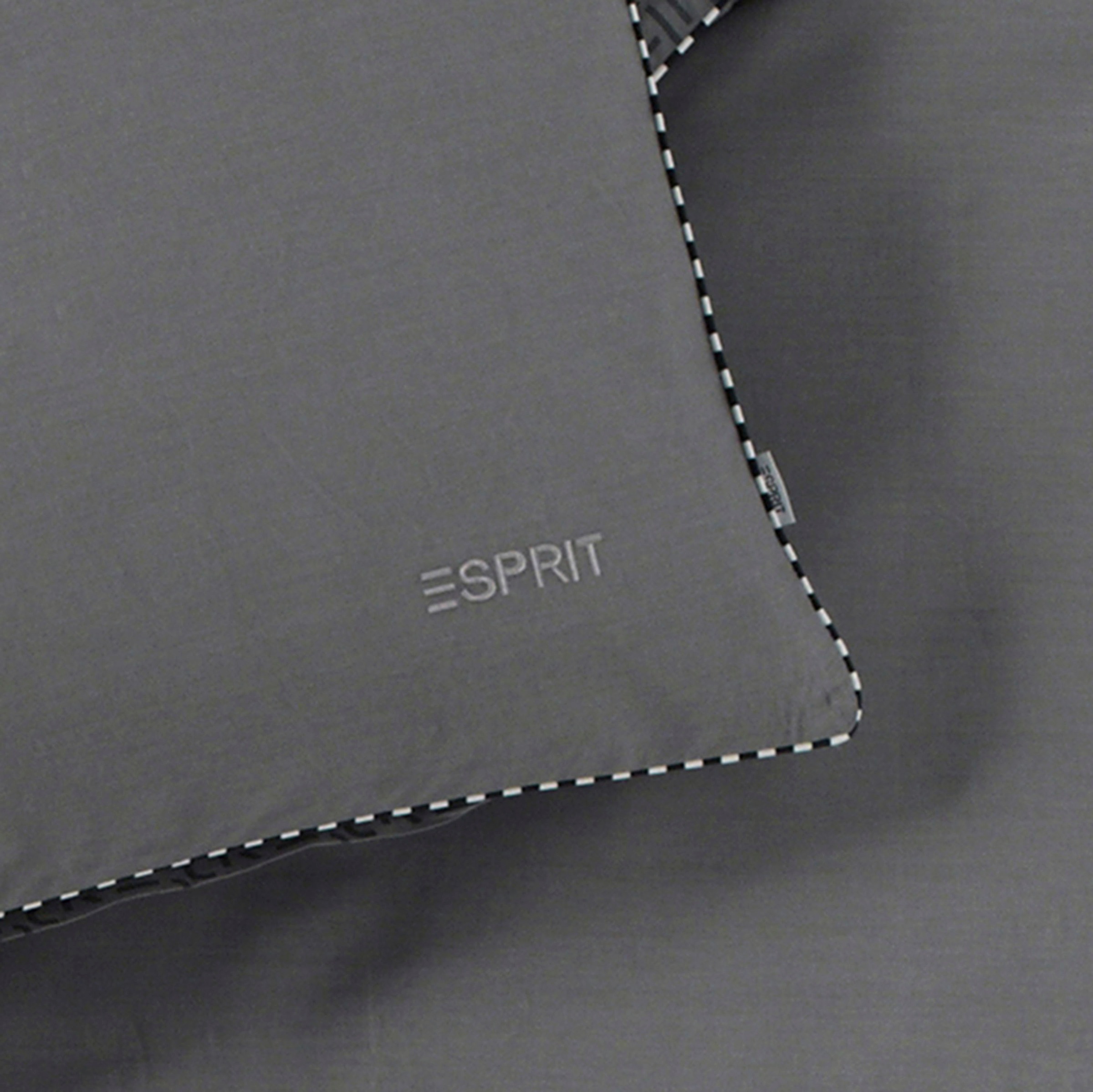 Esprit Wendebettwäsche »Scatter in Gr. 135x200, 155x220 oder 200x200 cm«, Bettwäsche aus Baumwolle, Bettwäsche mit Reißverschluss