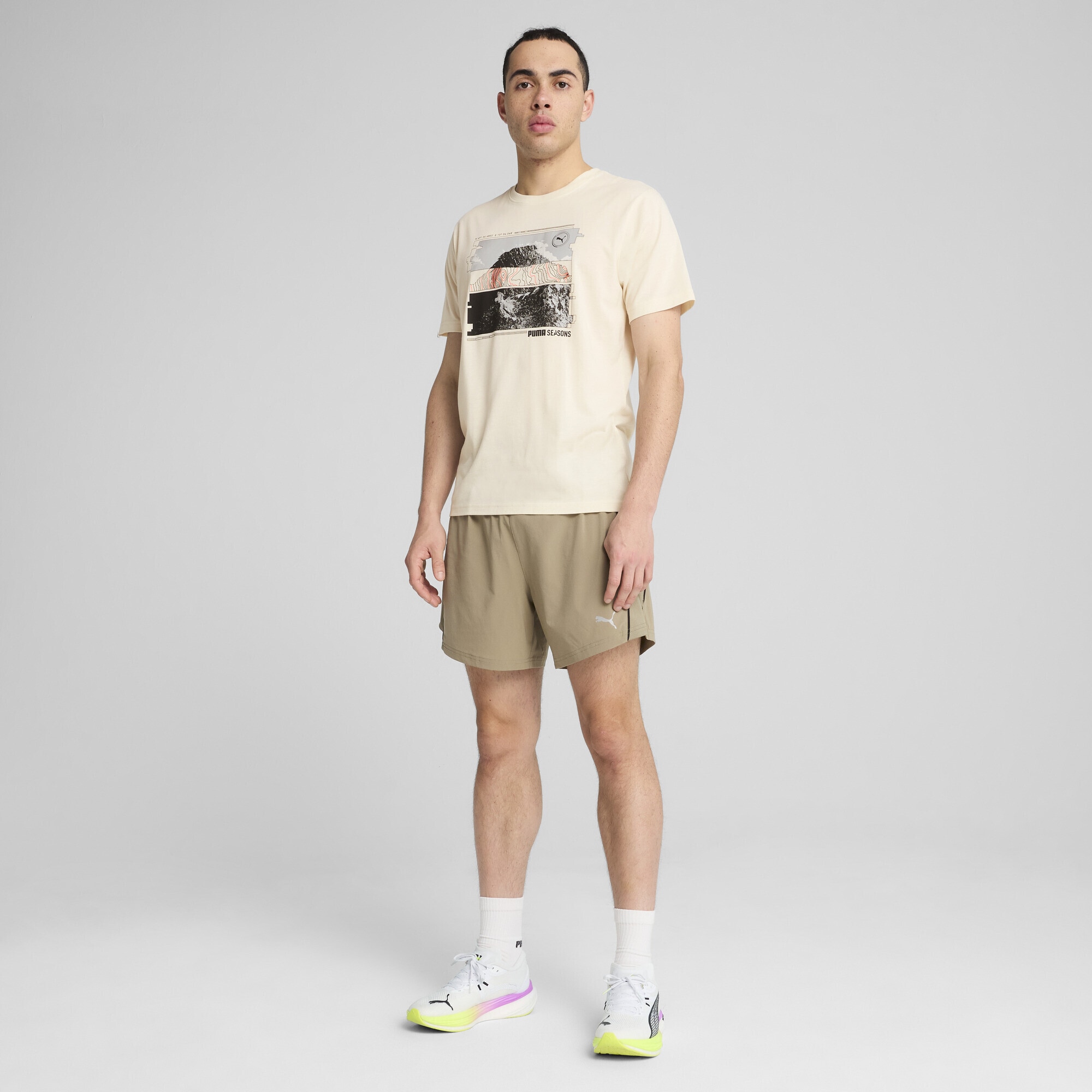 PUMA Laufshirt »GRAPHICS SEASONS Laufshirt Herren«