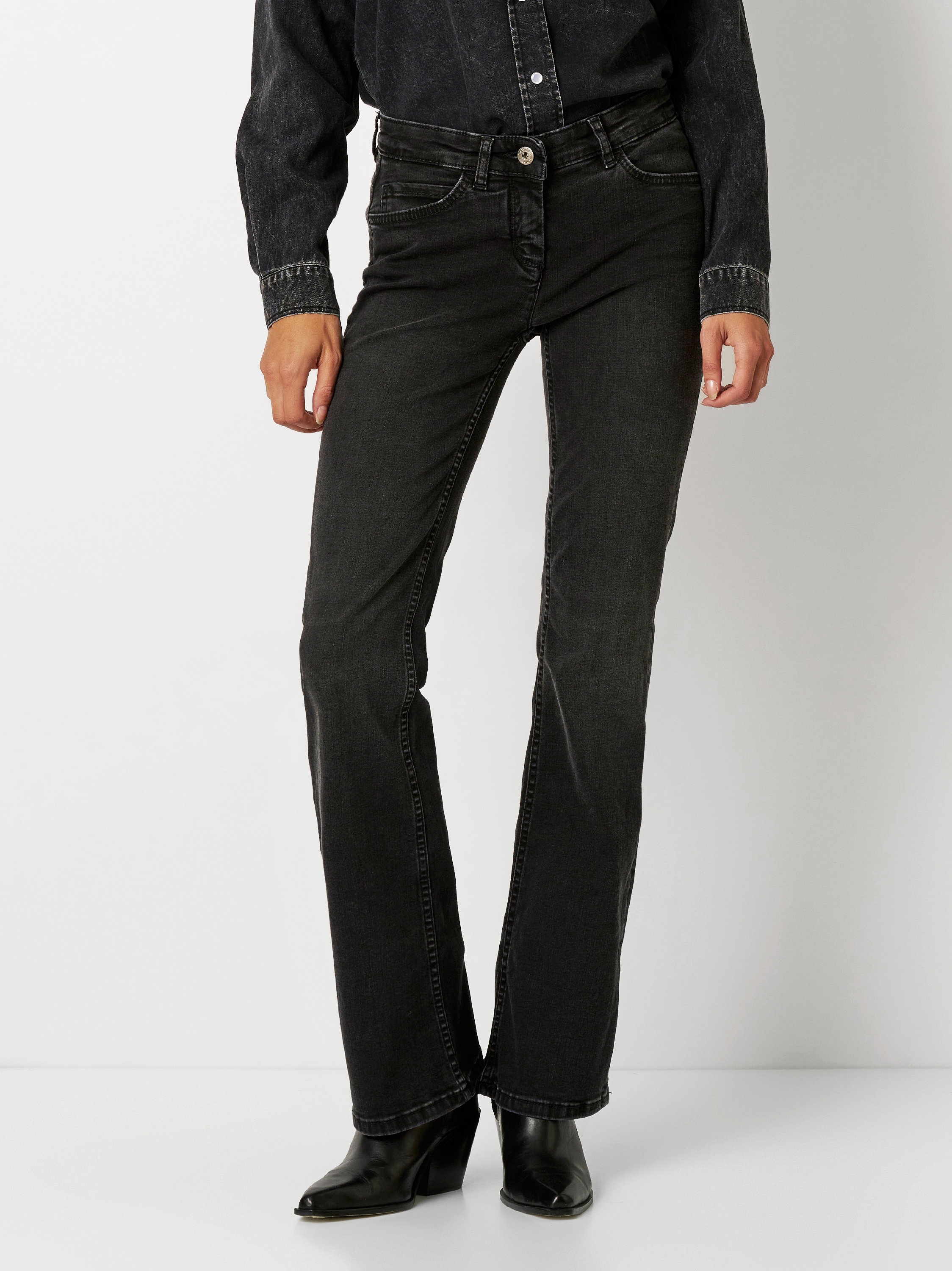 TONI Bootcut-Jeans »Perfect Shape Bootcut«, mit Shapingeffekt