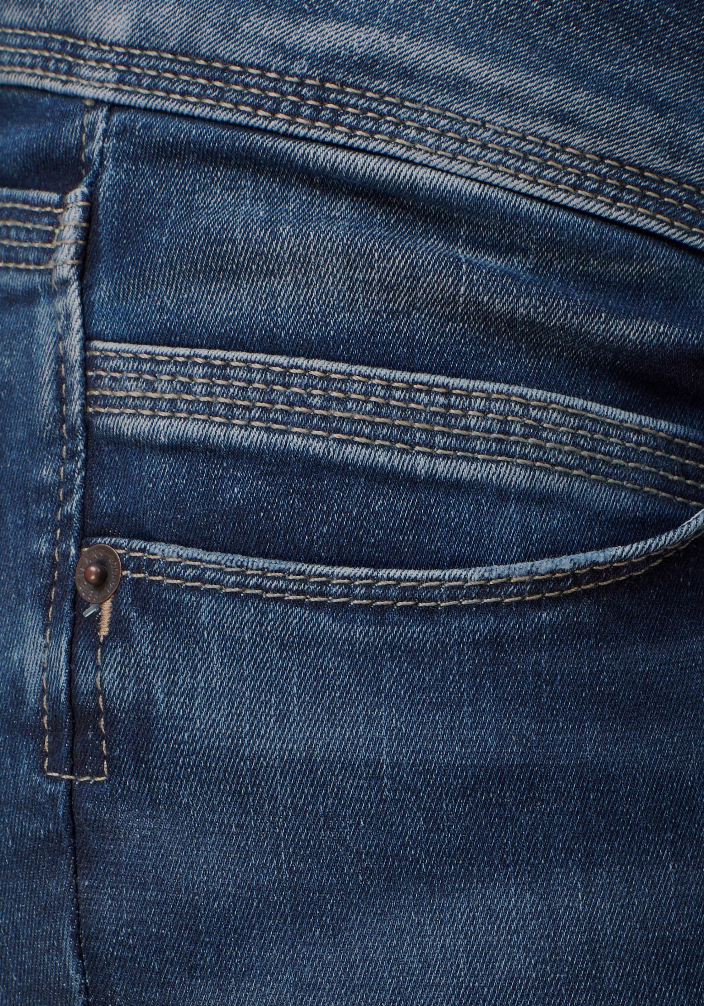 Pepe Jeans Regular-fit-Jeans »VENUS«, BAUR für bestellen Badge | mit