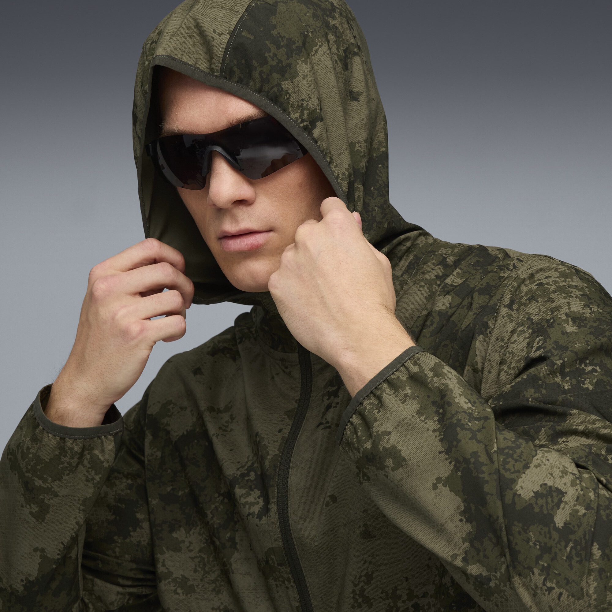 PUMA Trainingsjacke »TAD ESSENTIALS AOP Gewebte Jacke Herren«