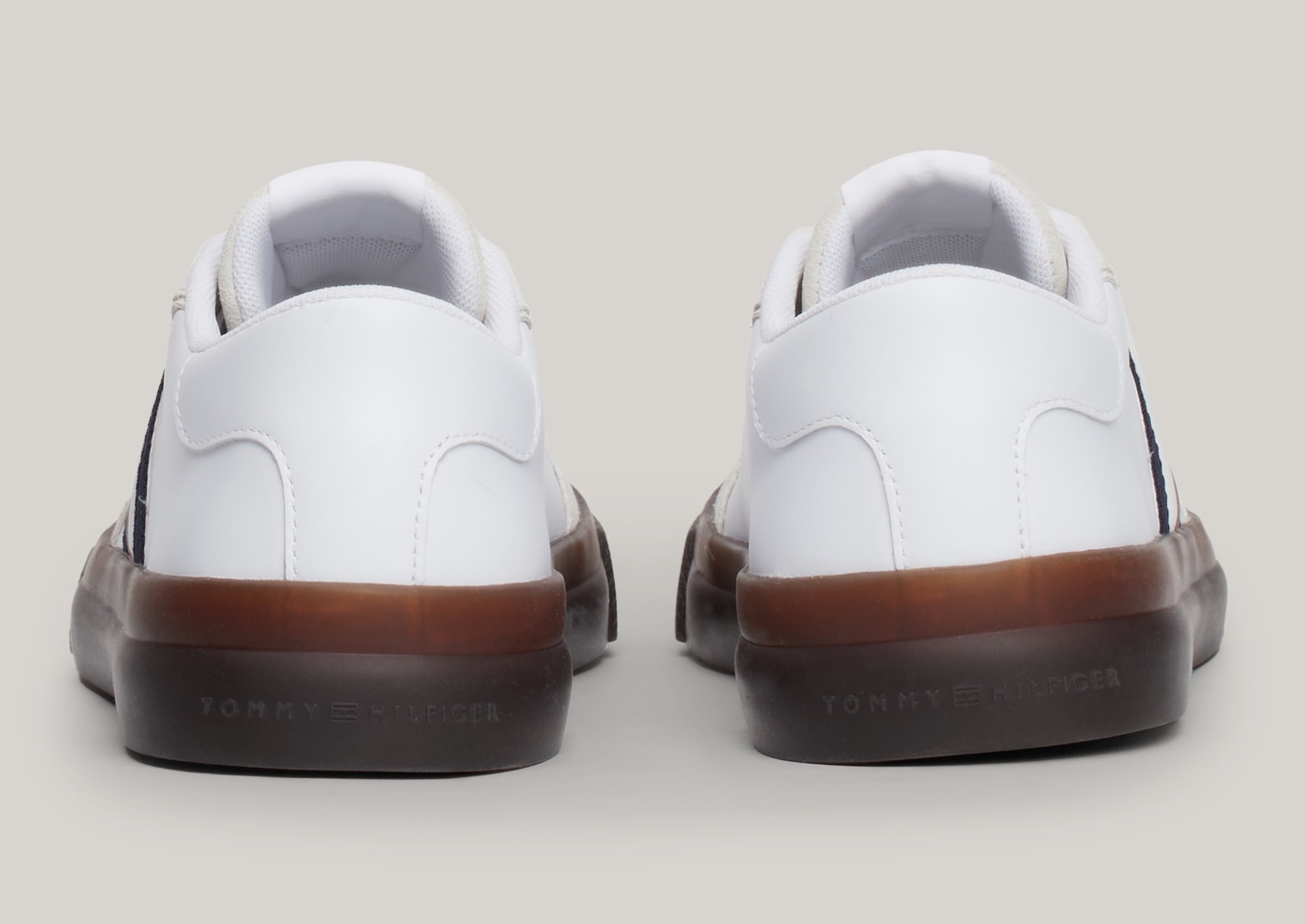 Tommy Hilfiger Sneaker »TH CUPSET TERRACE«, Freizeitschuh, Halbschuh, Schnürschuh mit seitlichen Streifen