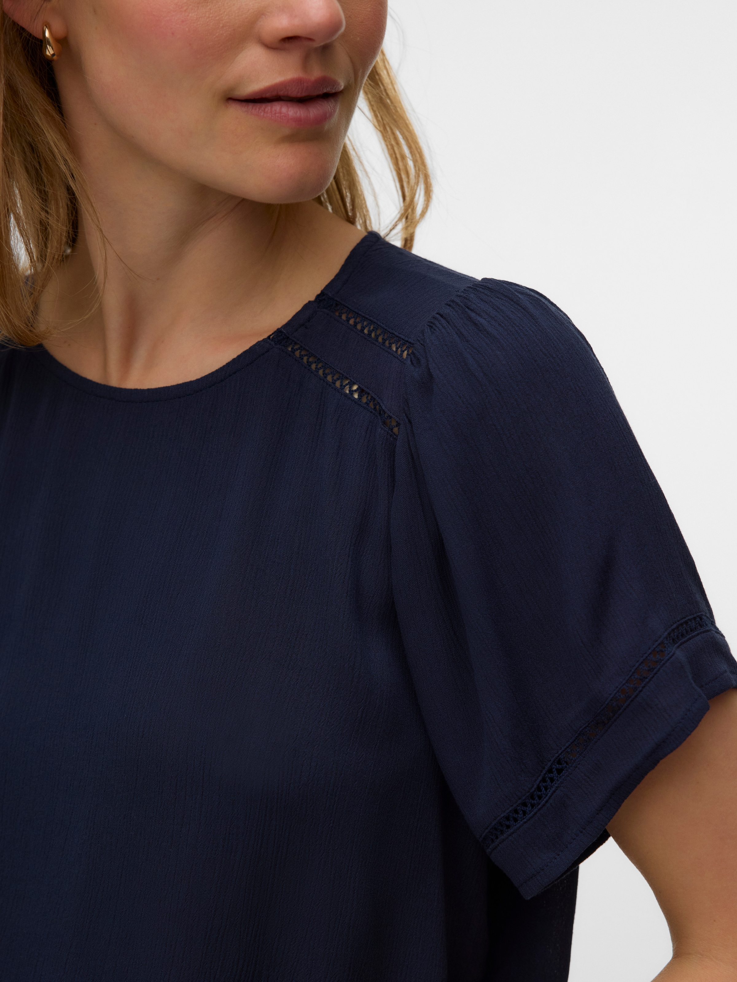 Vero Moda Shirtbluse »VMMENNY LACE SS TOP WVN GA« Viskose, regular fit