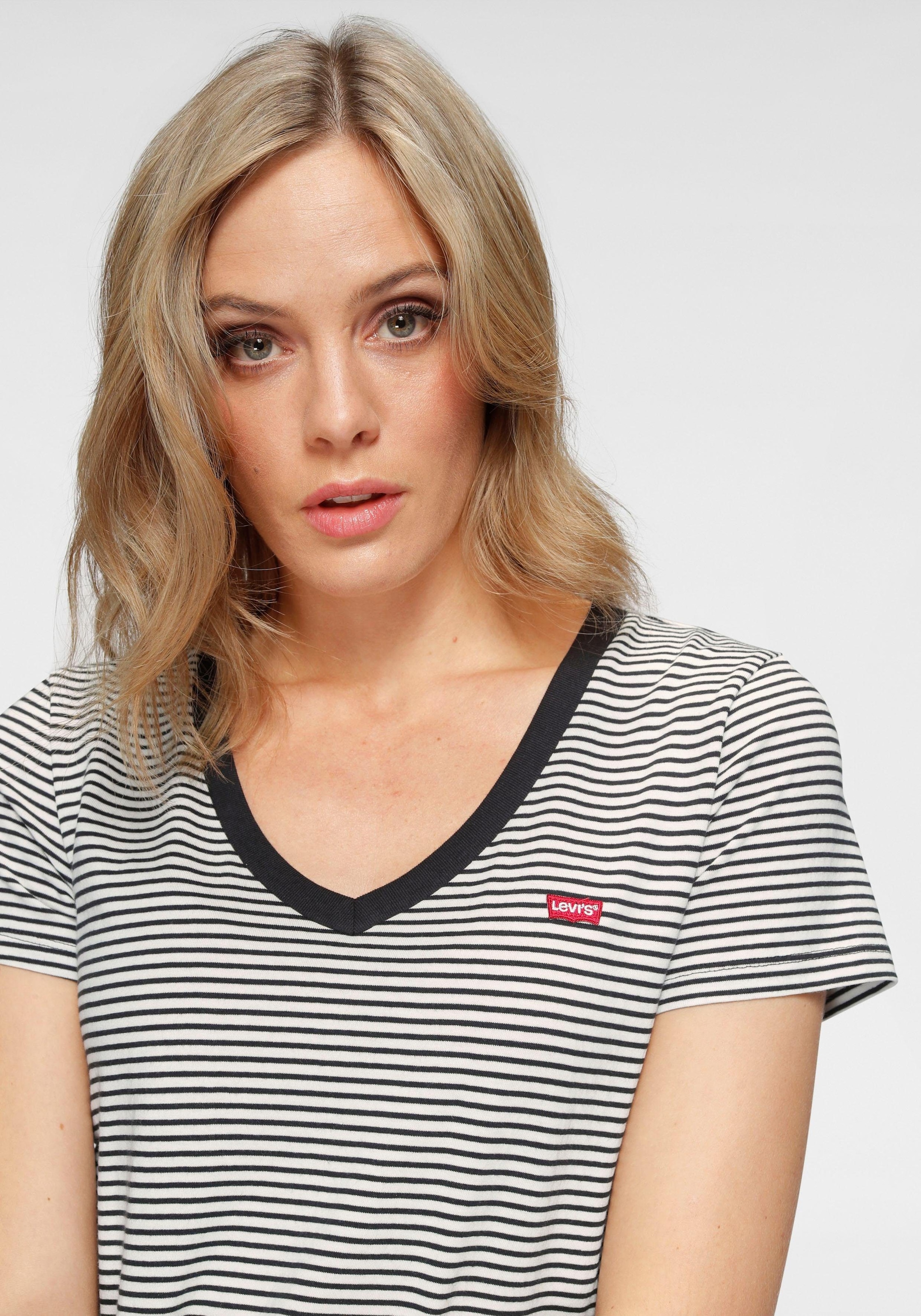 Levi's® V-Shirt »PERFECT VNECK«, mit Mini-Batwing-Logostickerei