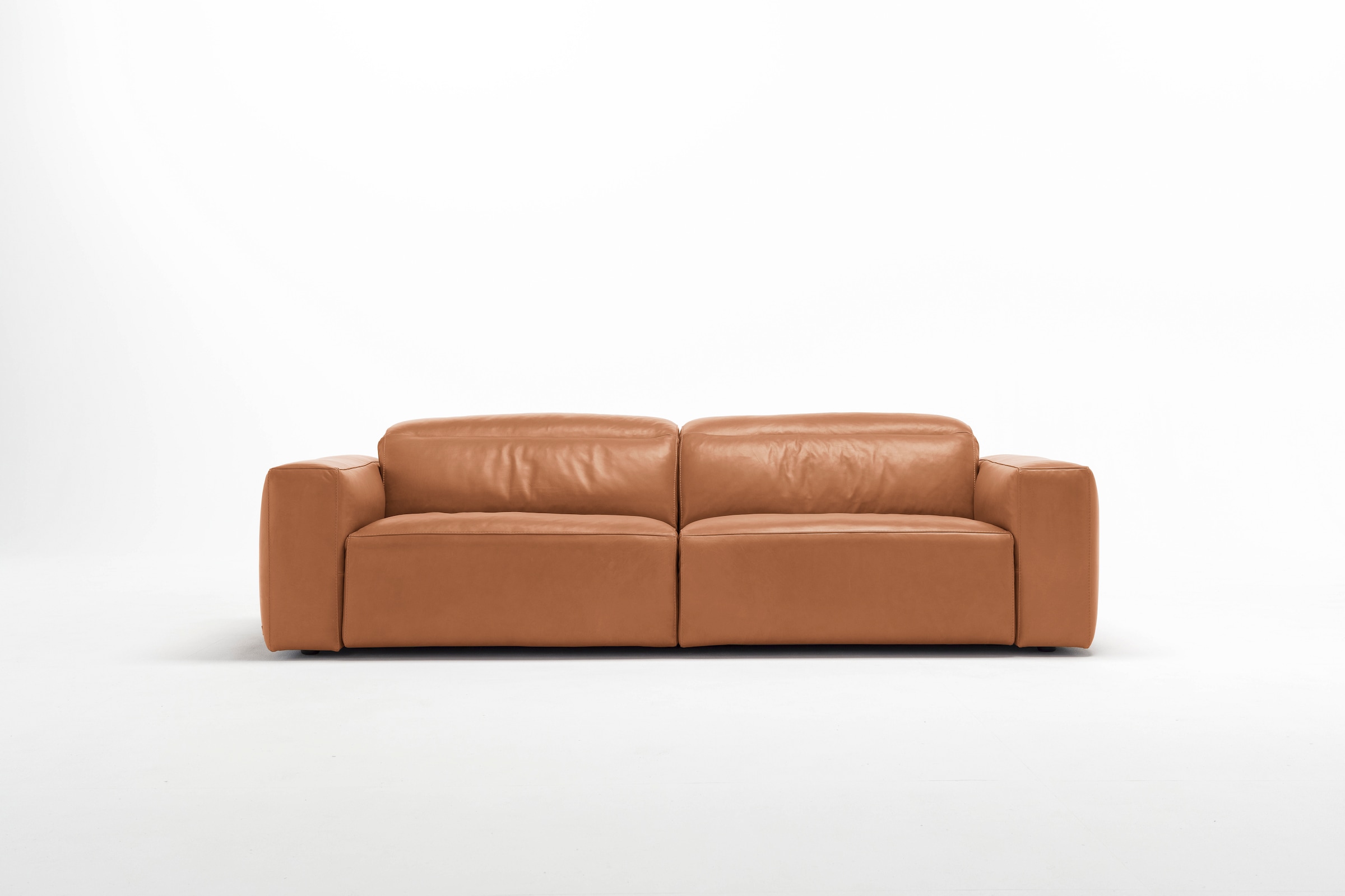 Egoitaliano 2,5-Sitzer "Beverly, Designsofa mit erstklassigem Sitzkomfort und tollen Details", Breite 242 cm, verstellba