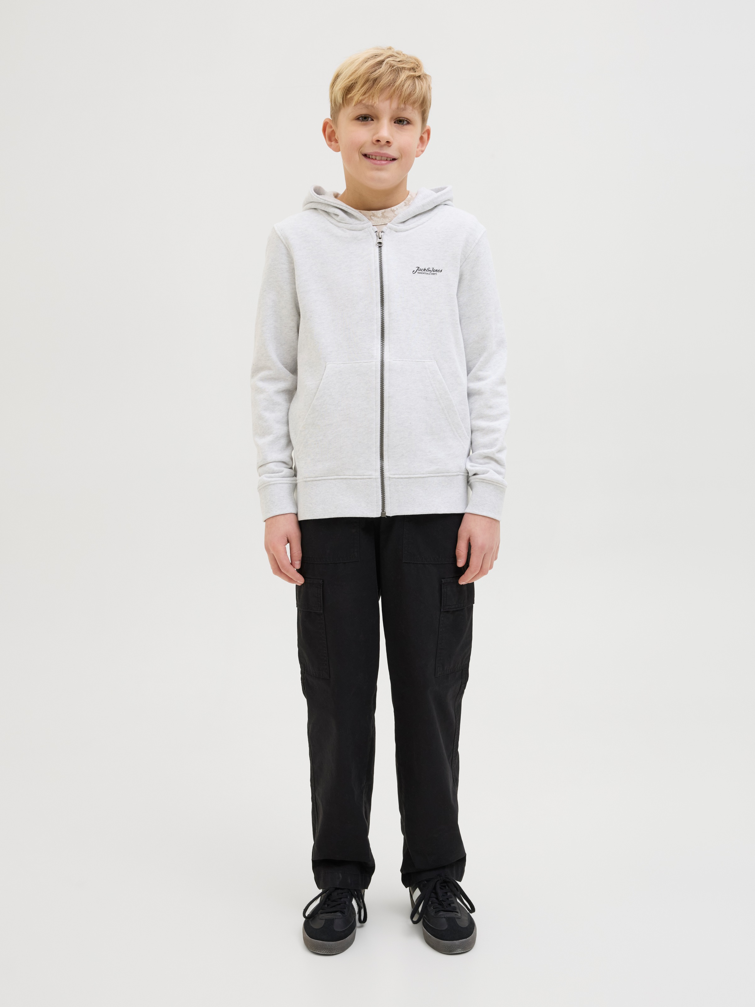 Jack & Jones Junior Kapuzensweatjacke »JJBEAU SWEAT ZIP HOOD JNR«, mit kleinem Brust-Logo-Motiv