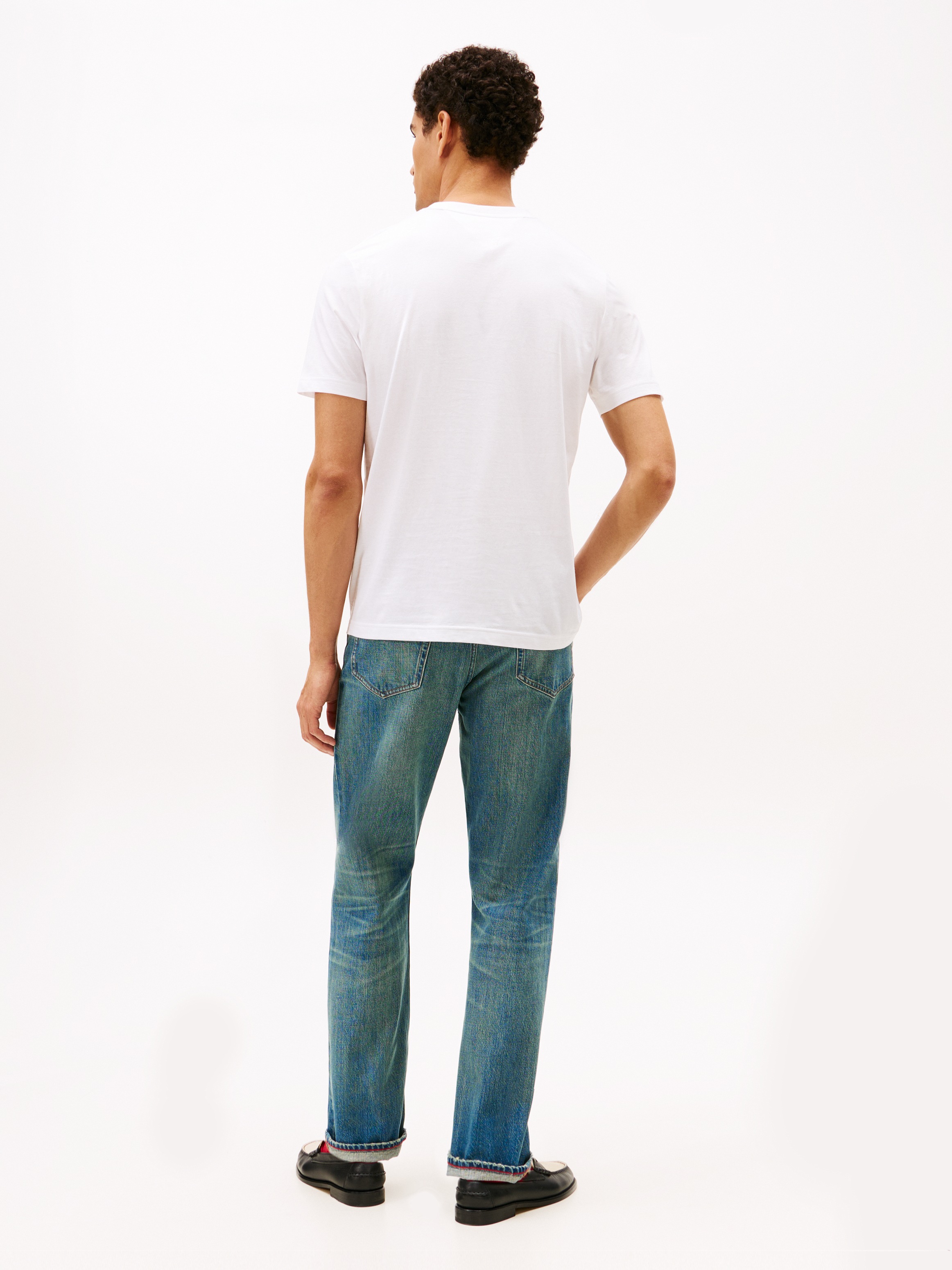 Tommy Hilfiger T-Shirt »BRAND LOVE SMALL HILFIGER« normale Passform, Rundhals, aus Jersey