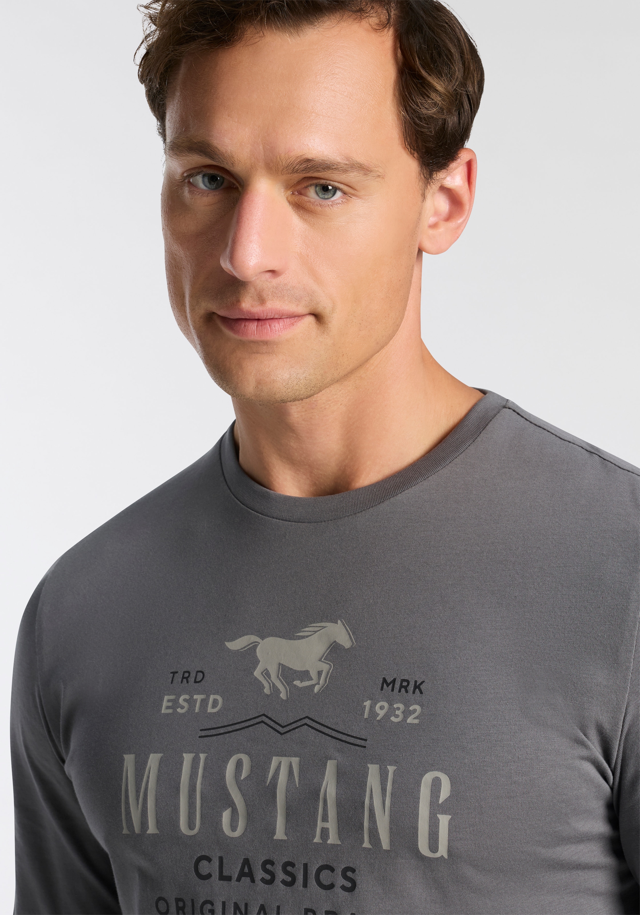 MUSTANG Langarmshirt »Style Adrian«