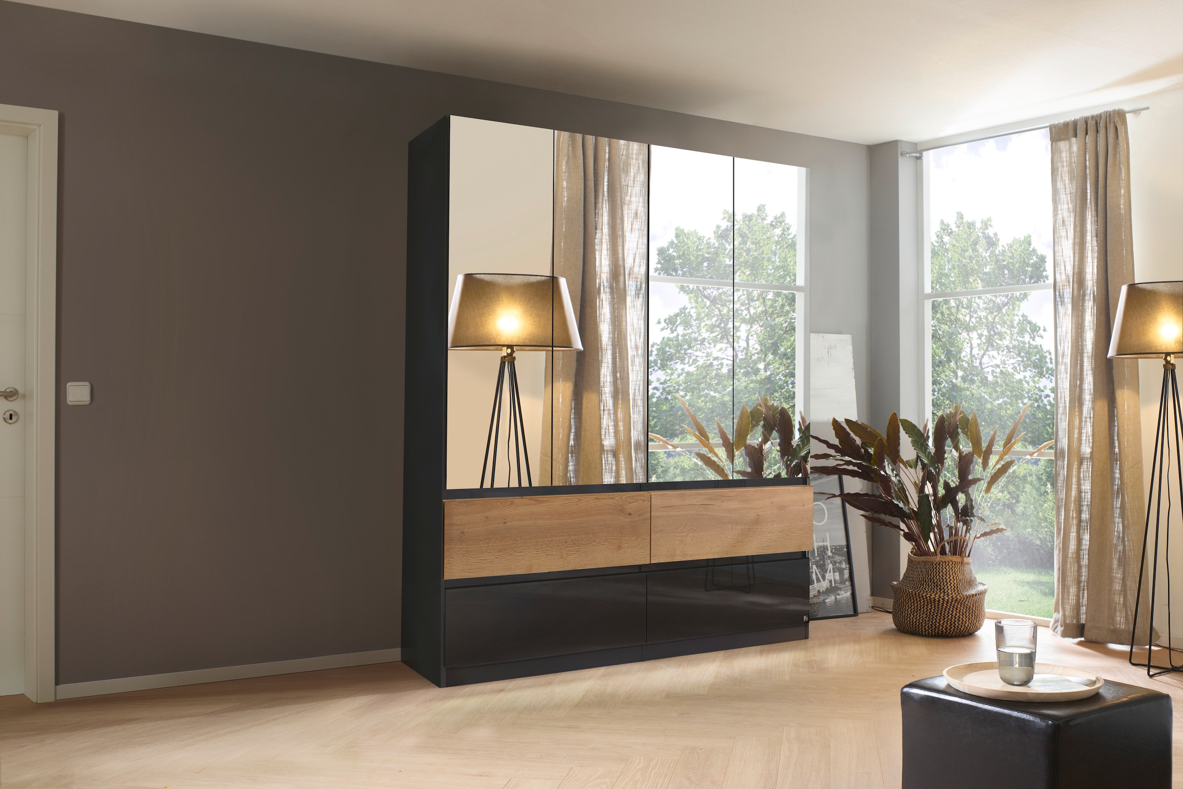 rauch Drehtürenschrank »Winnipeg« grifflose Front, Schubkästen m. Griffmulde, auch mit Beleuchtung