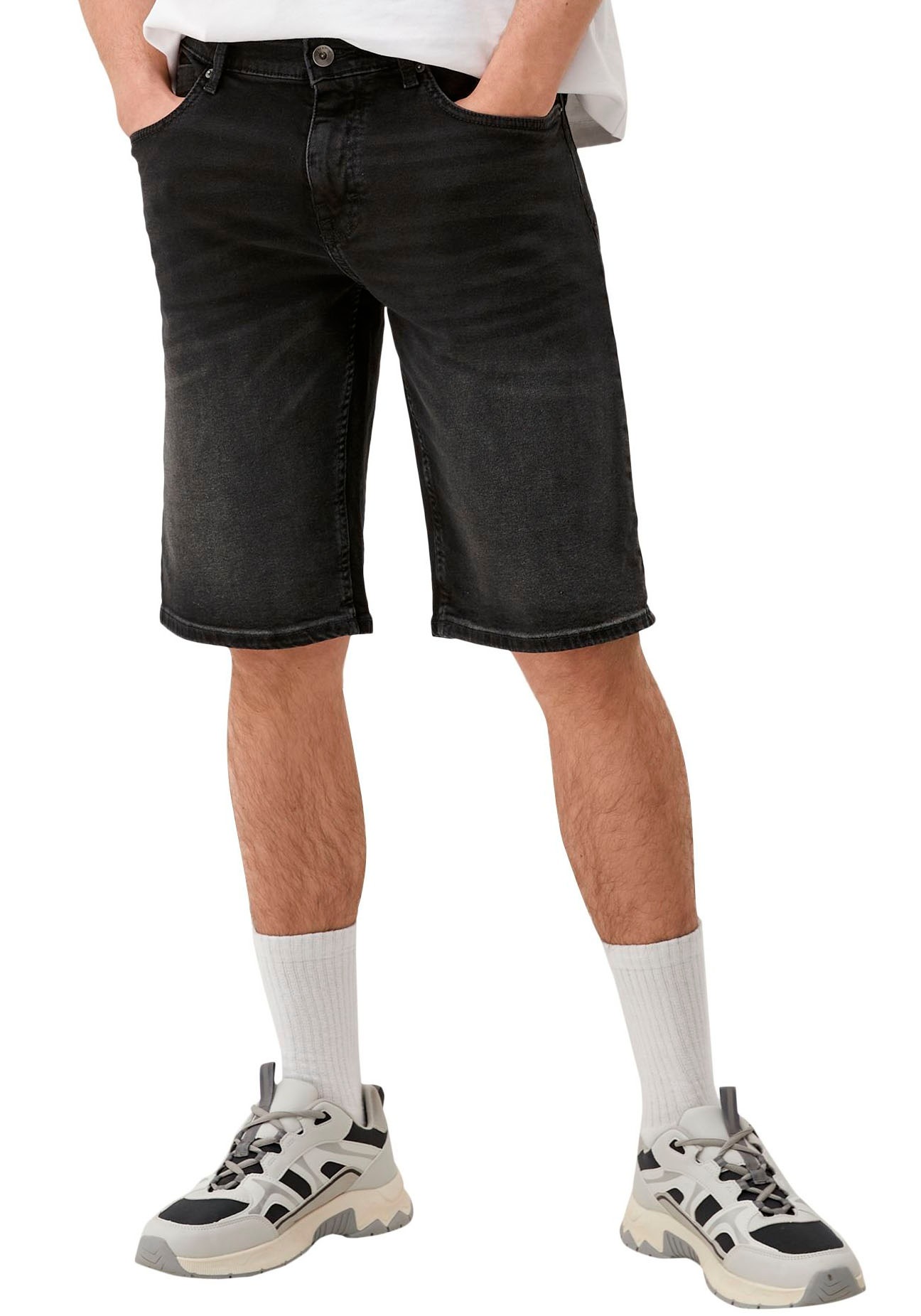 Q/S by s.Oliver Shorts