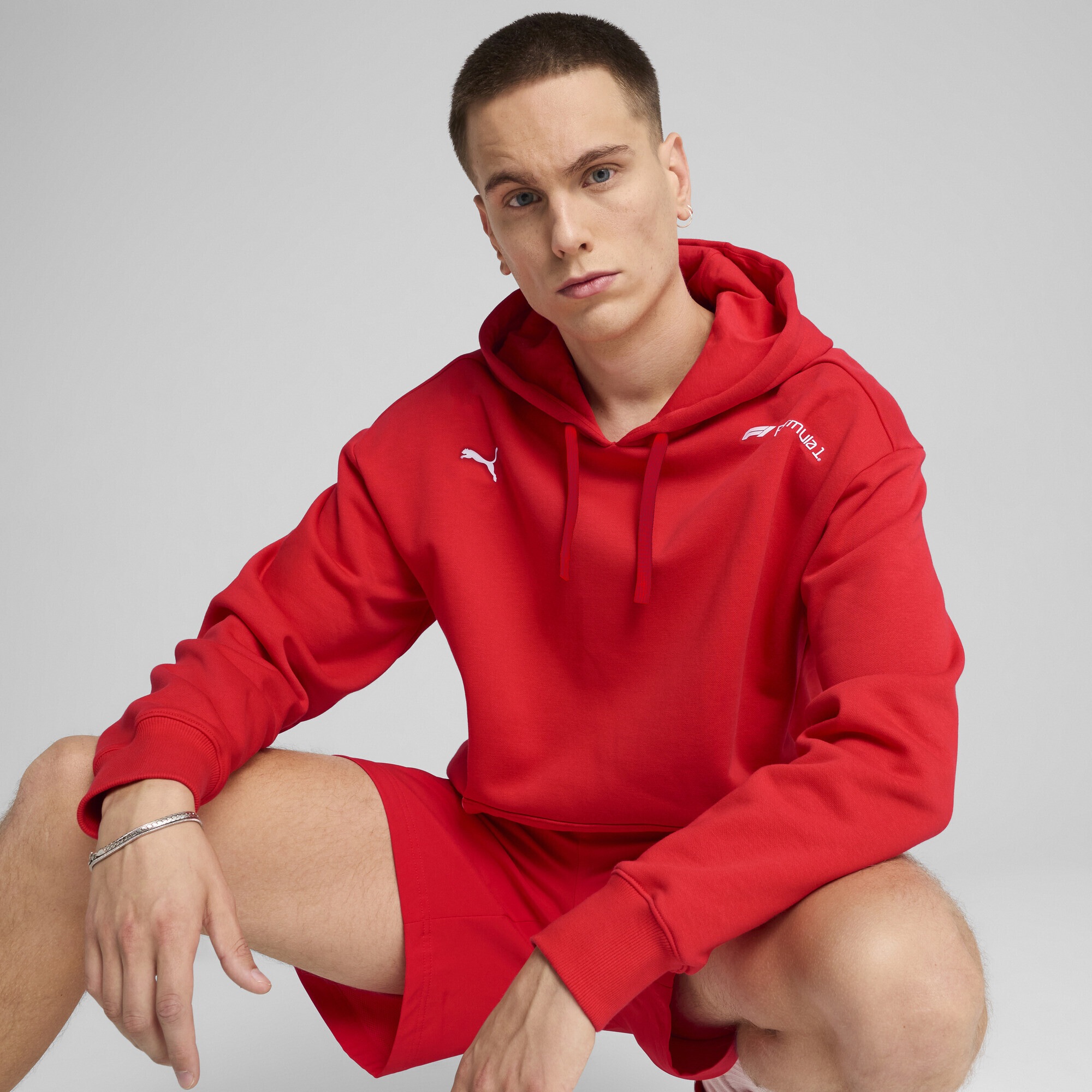 PUMA Hoodie »F1® ESS+ Graphic Hoodie Herren«
