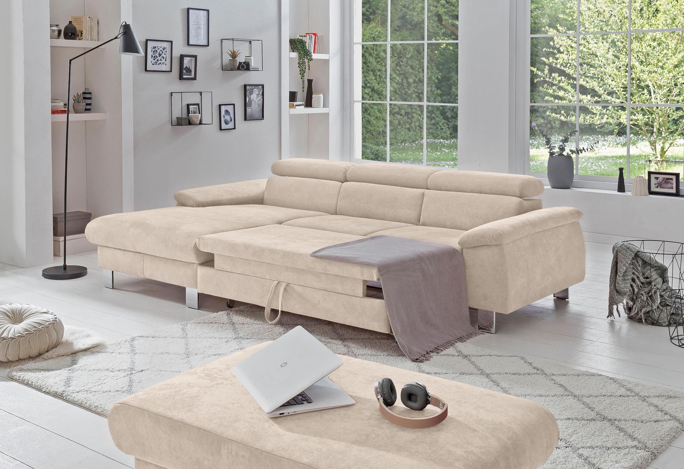 COTTA Polstergarnitur »Komaris L-Form, B: 242 bzw. 100 cm (Set: Ecksofa & Hocker)«, (Set), mit Kopfteilverstellung, optional Bettfunktion, Bettkasten & Licht