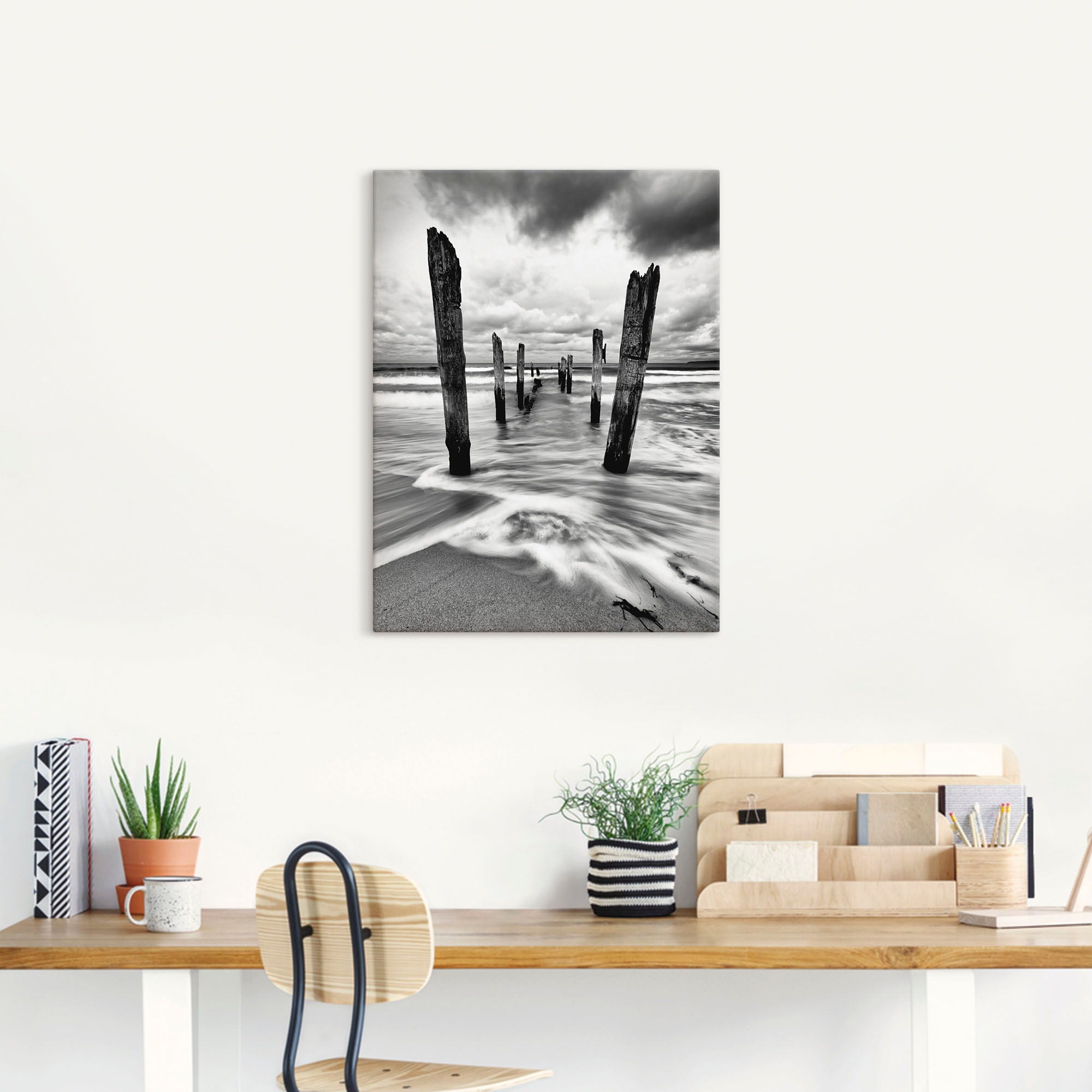 Artland Wandbild »Holzstangen am Ostseestrand«, Küste, (1 St.), als Leinwandbild, Poster in verschied. Größen