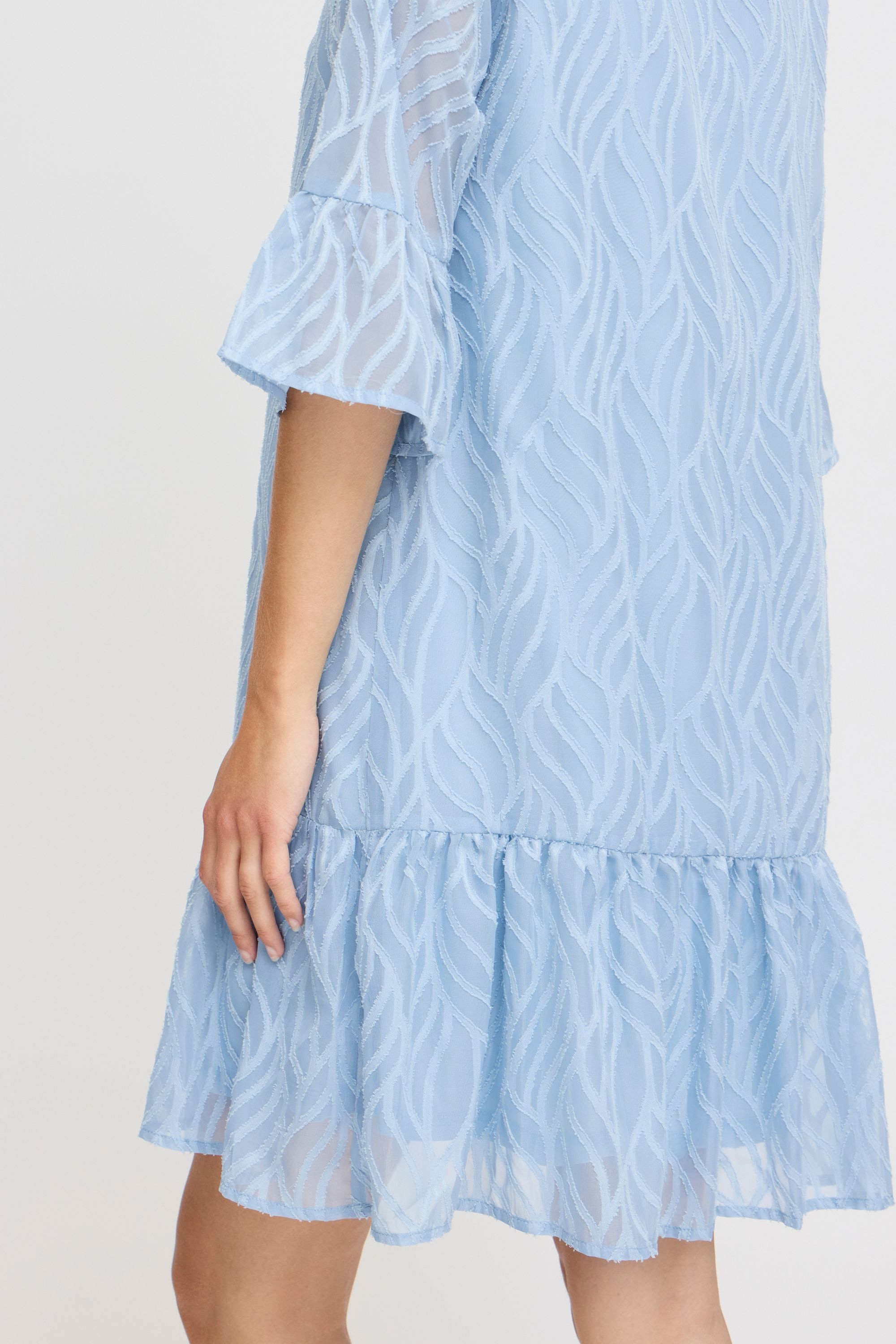 b.young A-Linien-Kleid »A-Linien-Kleid BYFRIKKE VNECK DRESS -«