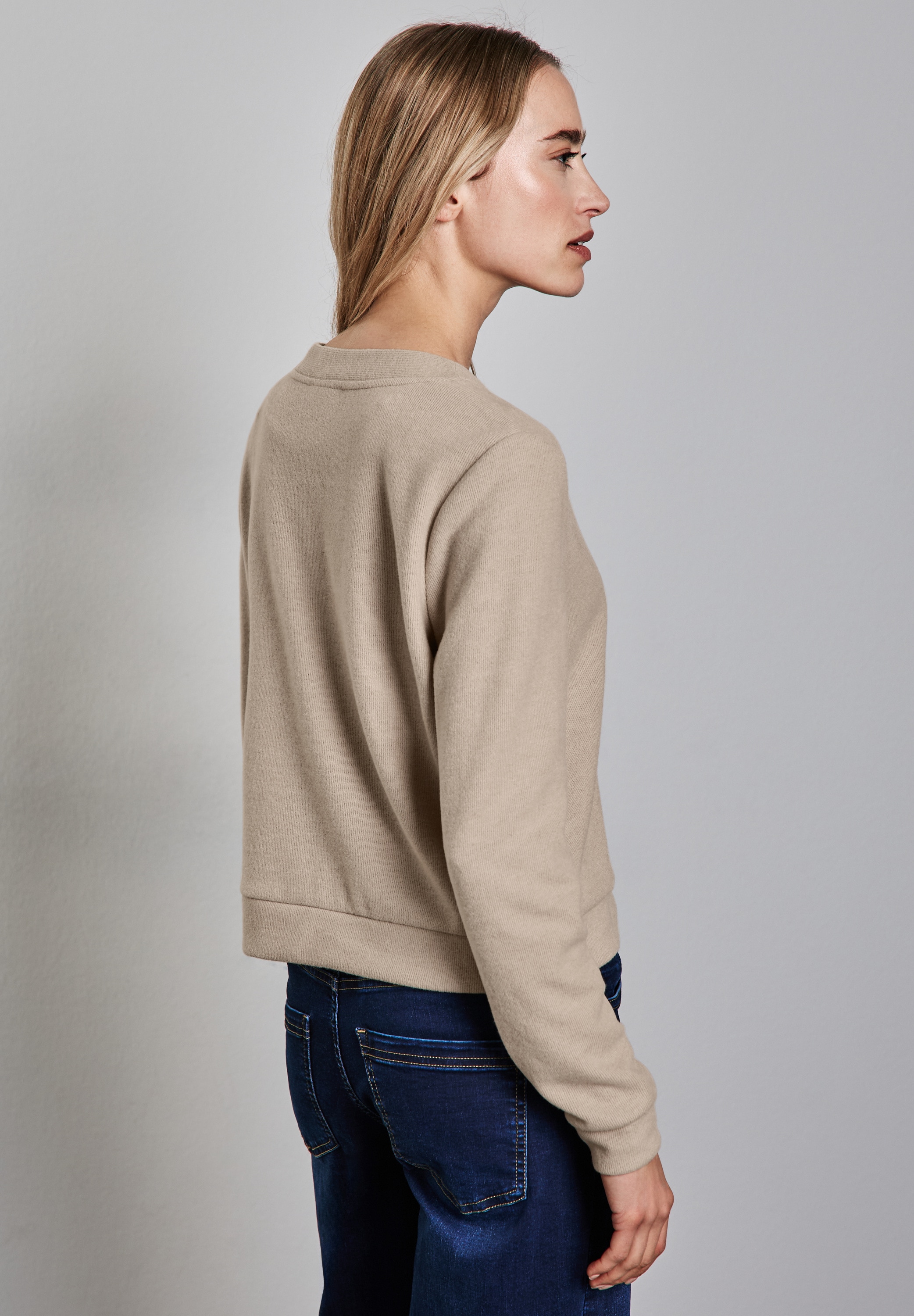 STREET ONE Cardigan, mit V-Ausschnitt