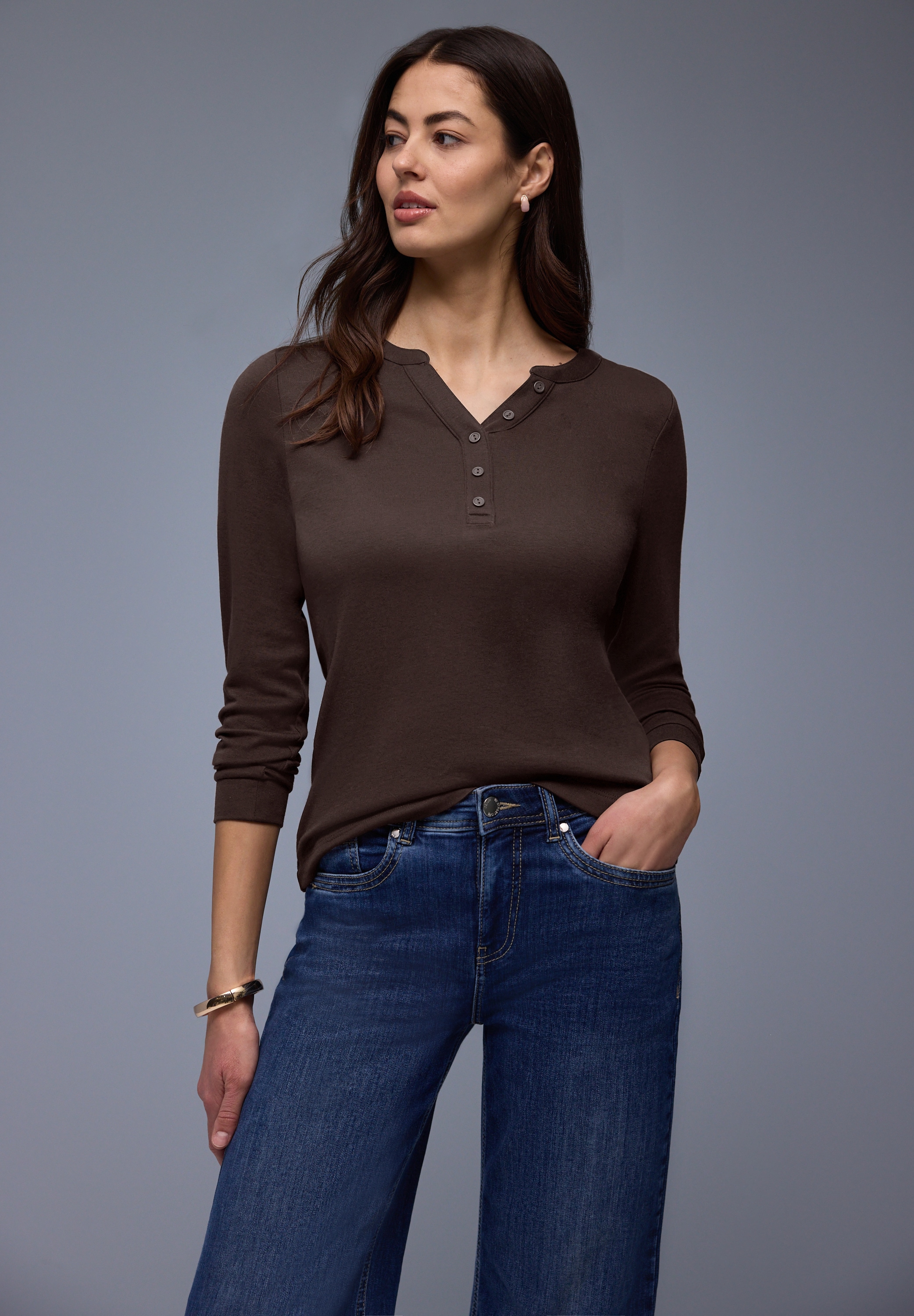 STREET ONE Langarmshirt mit dekorativem Split Neck und Knopfleiste günstig online kaufen