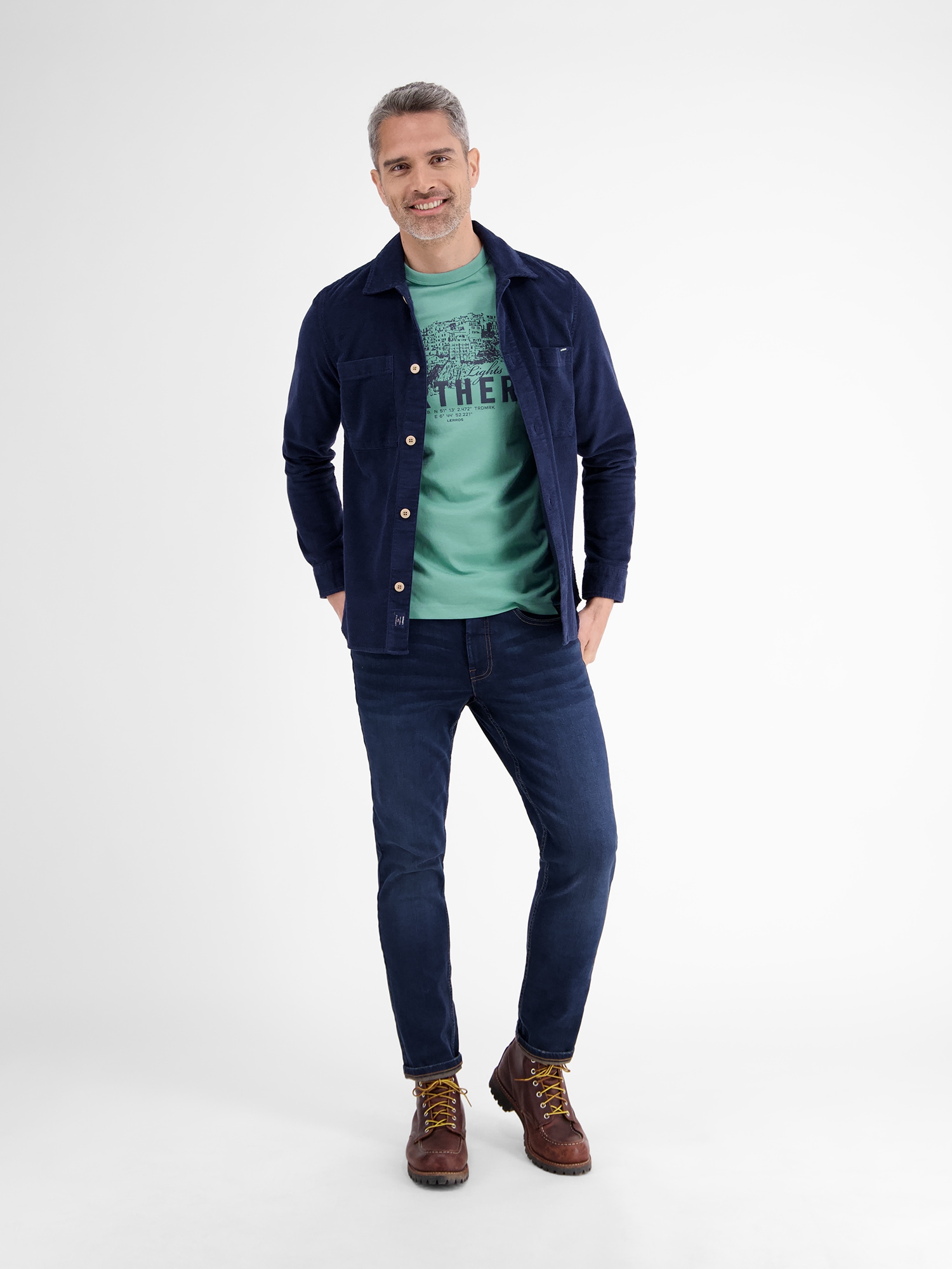 LERROS T-Shirt »LERROS Unifarbenes T-Shirt mit Brustprint«