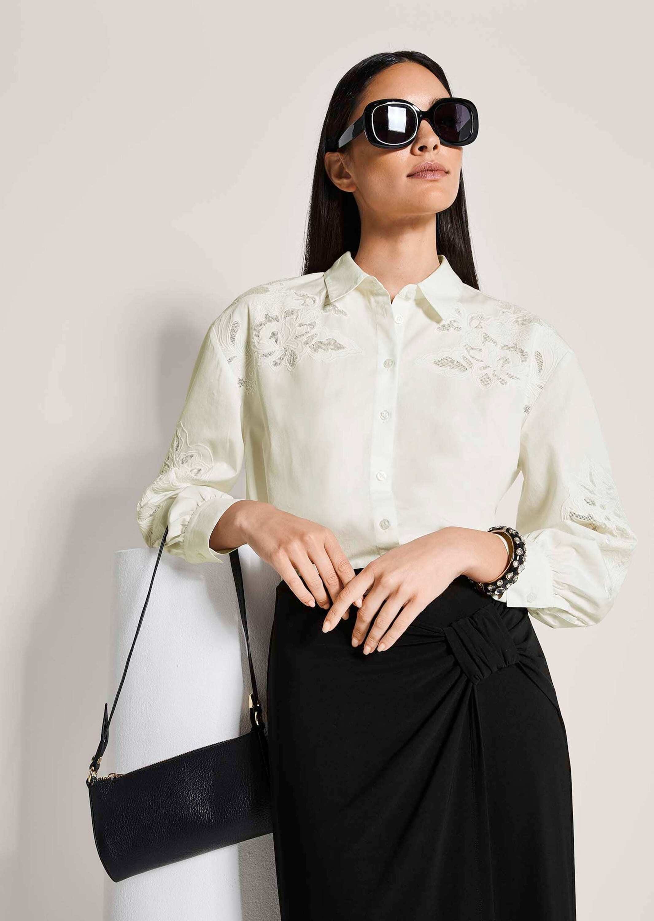 MADELEINE Langarmbluse »Hemdbluse Baumwollbluse mit floraler Stickerei«