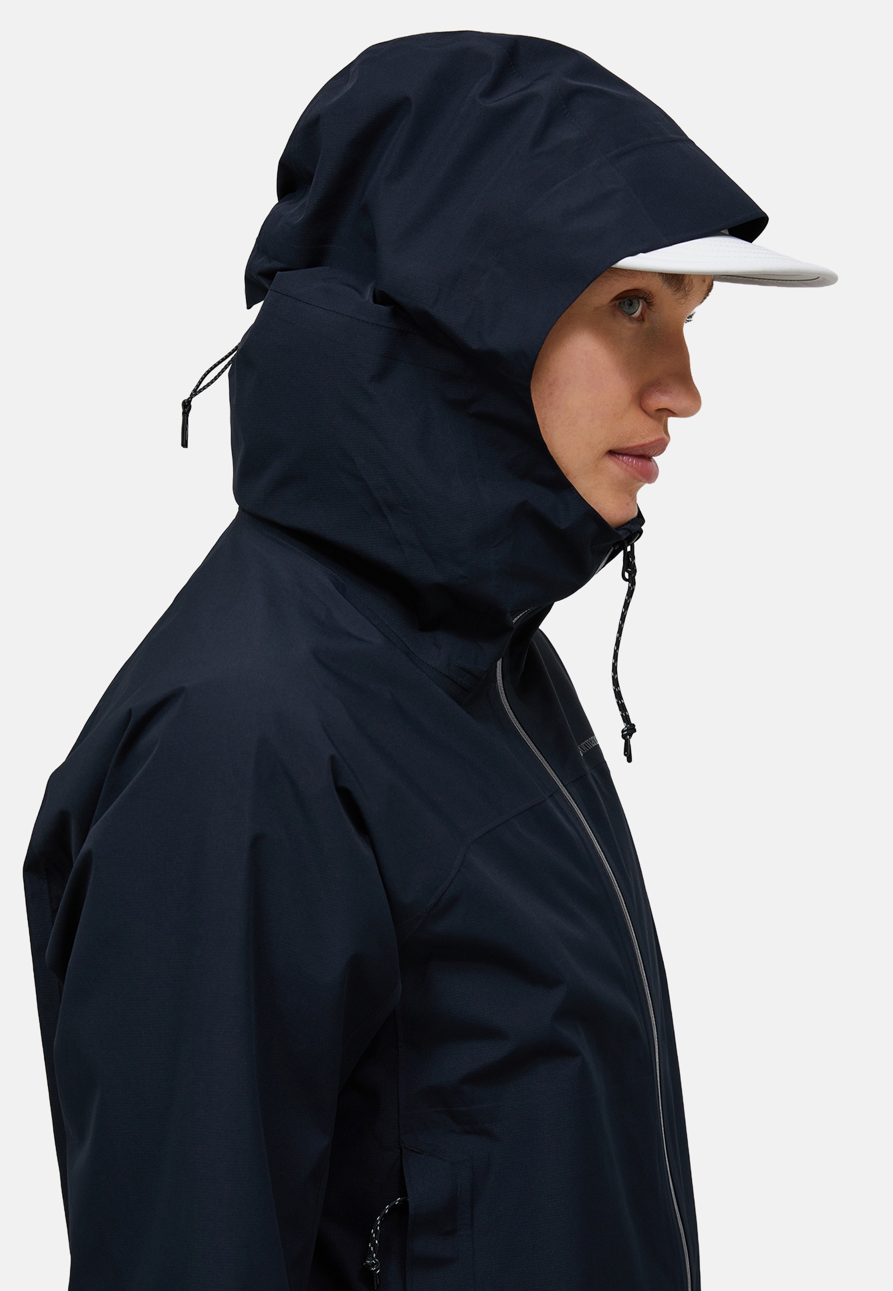 Peak Performance Funktionsjacke »W Treeline Hipe® 2.5l Shell Jacket« mit sportivem Design