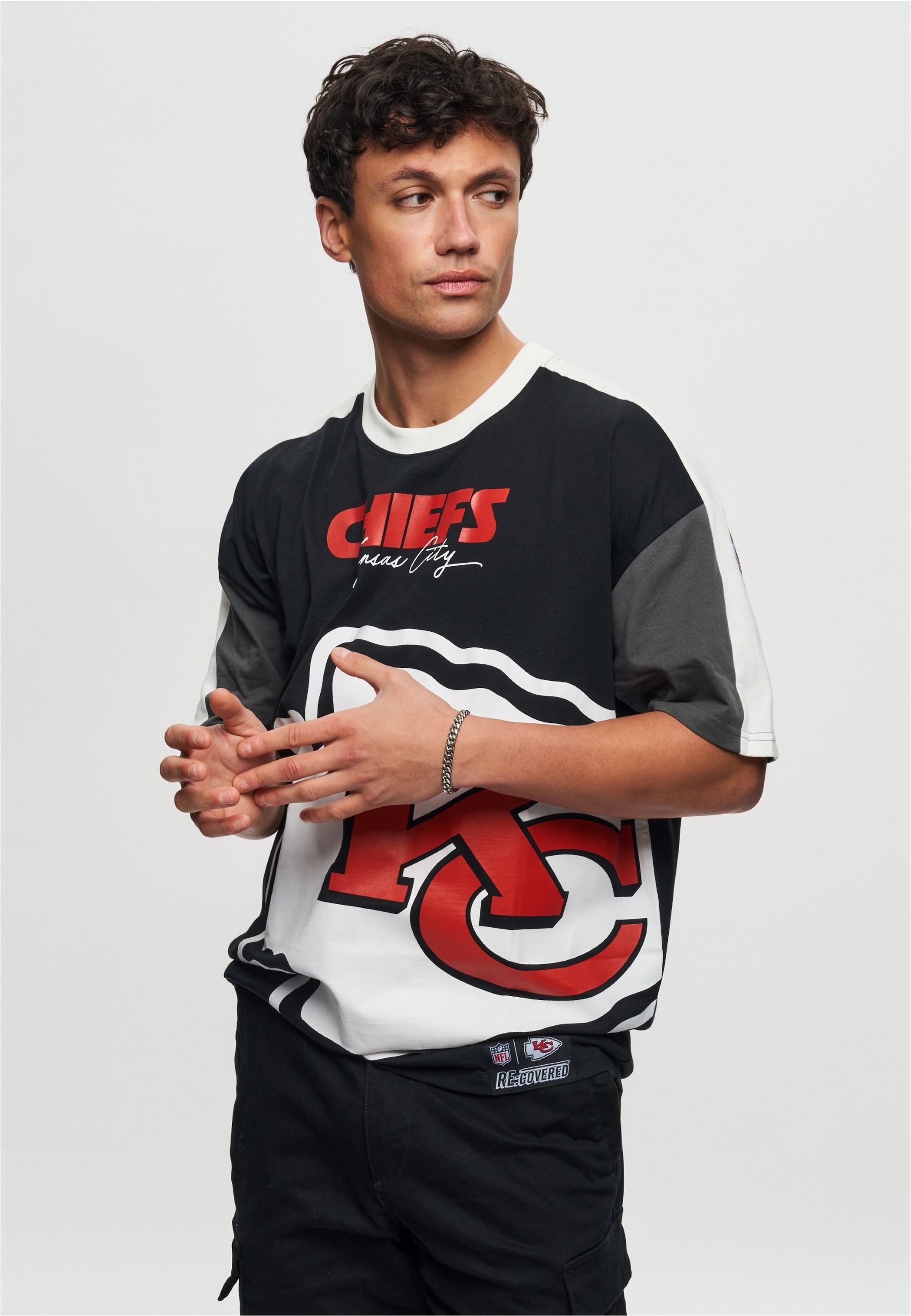 Thumbnail - Recovered T-Shirt "NFL Chiefs Kansas City Cut and Sew Oversized" 1 Stk. für alle Fans der Kansas City Chiefs