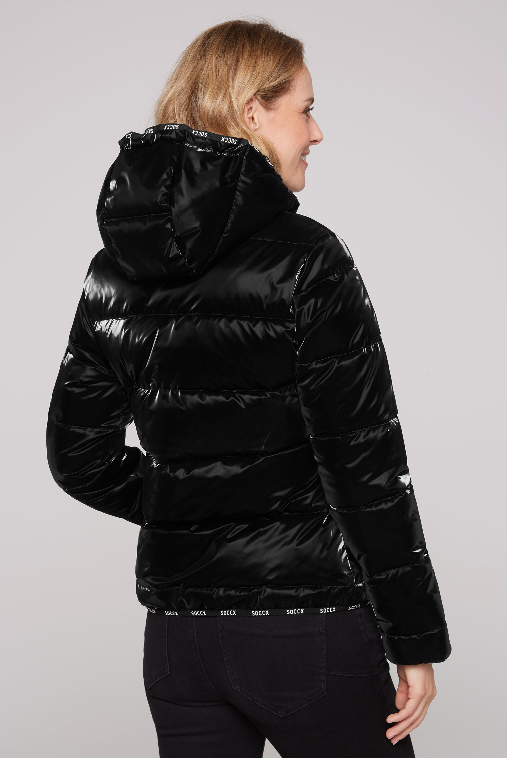 SOCCX Steppjacke, mit Kapuze, mit elastischem Saumabschluss