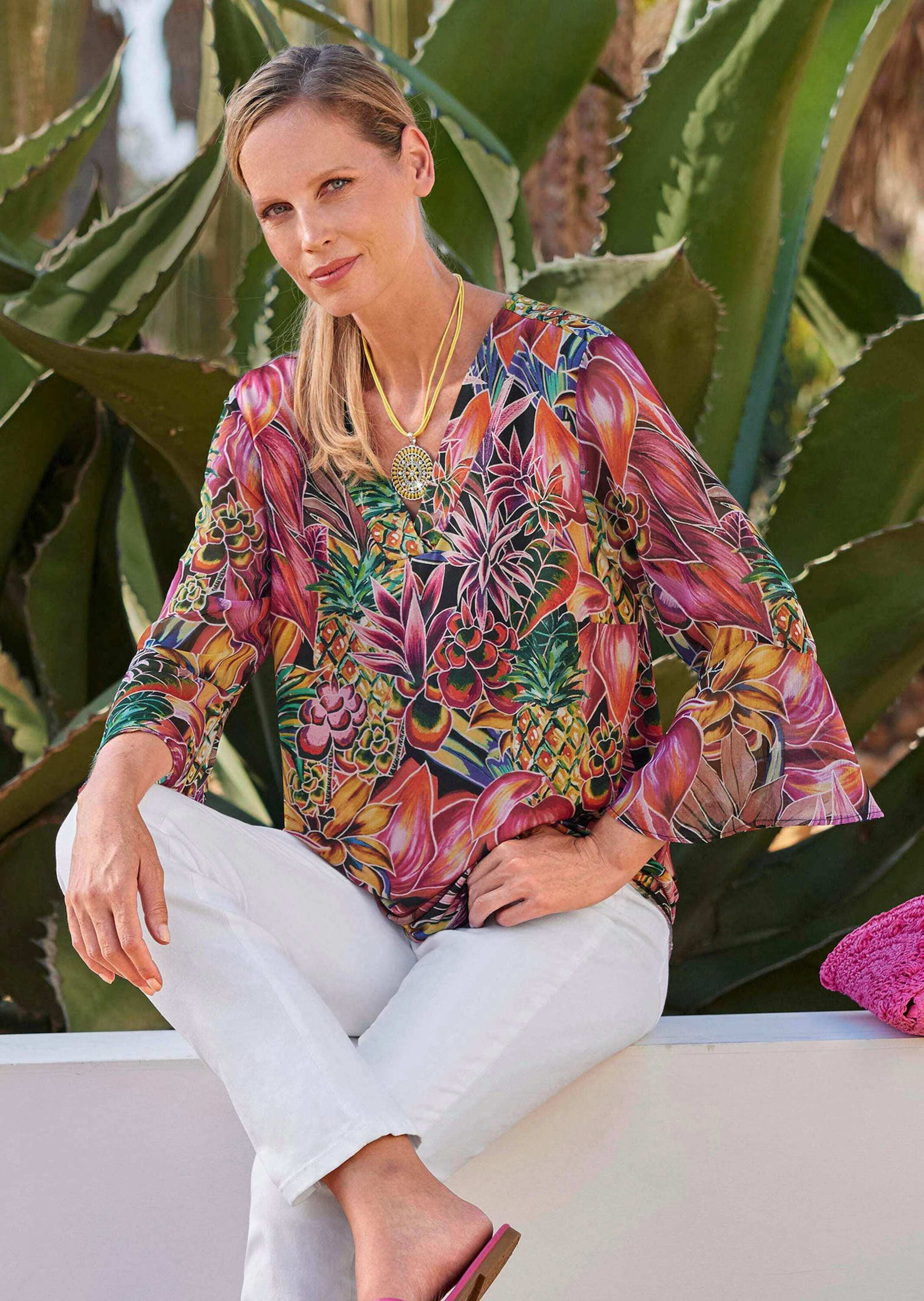 Thumbnail - GOLDNER Schlupfbluse "Bunte Tunika mit floralem Print" Florales Muster