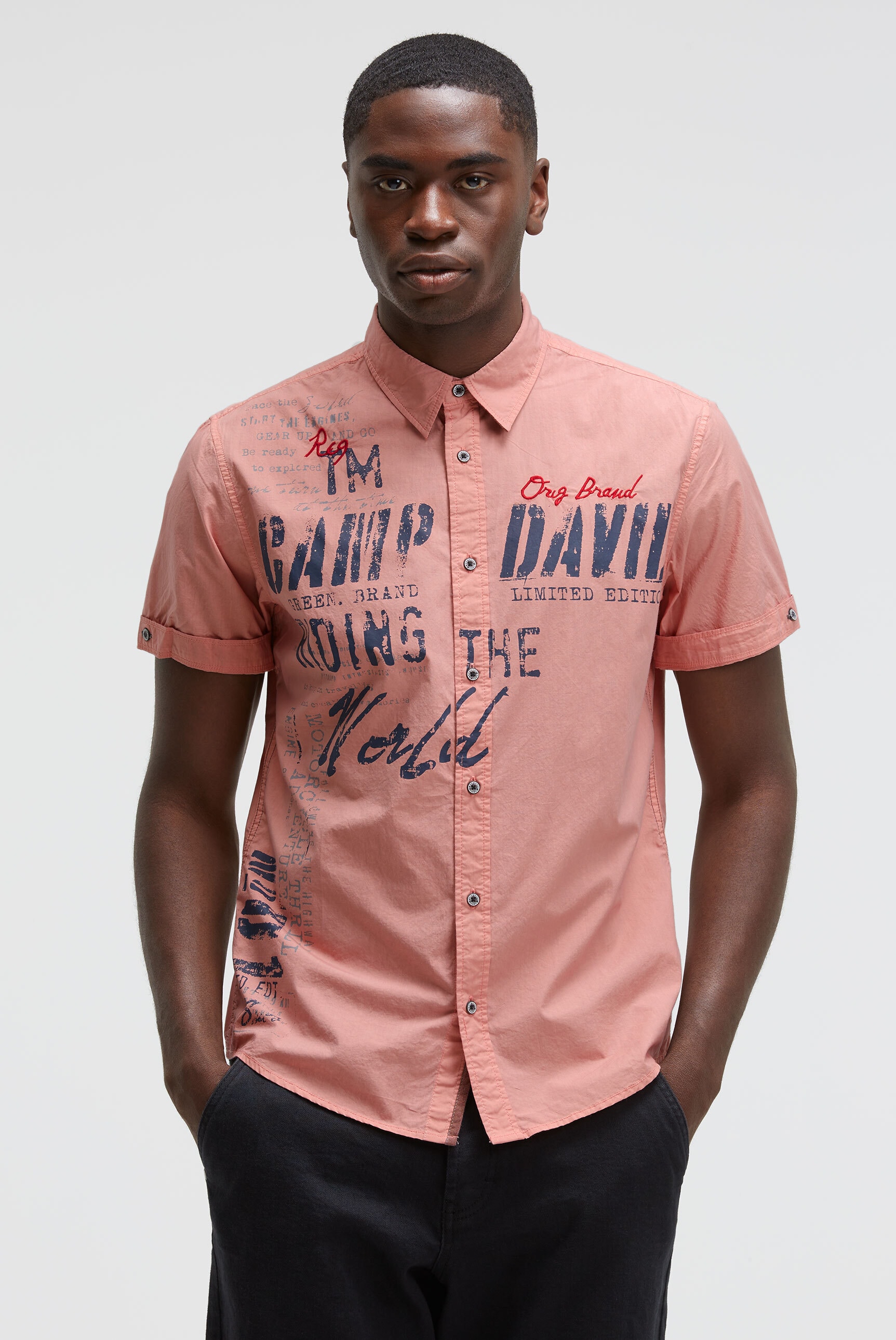 CAMP DAVID mit Turn-Up-Ärmel