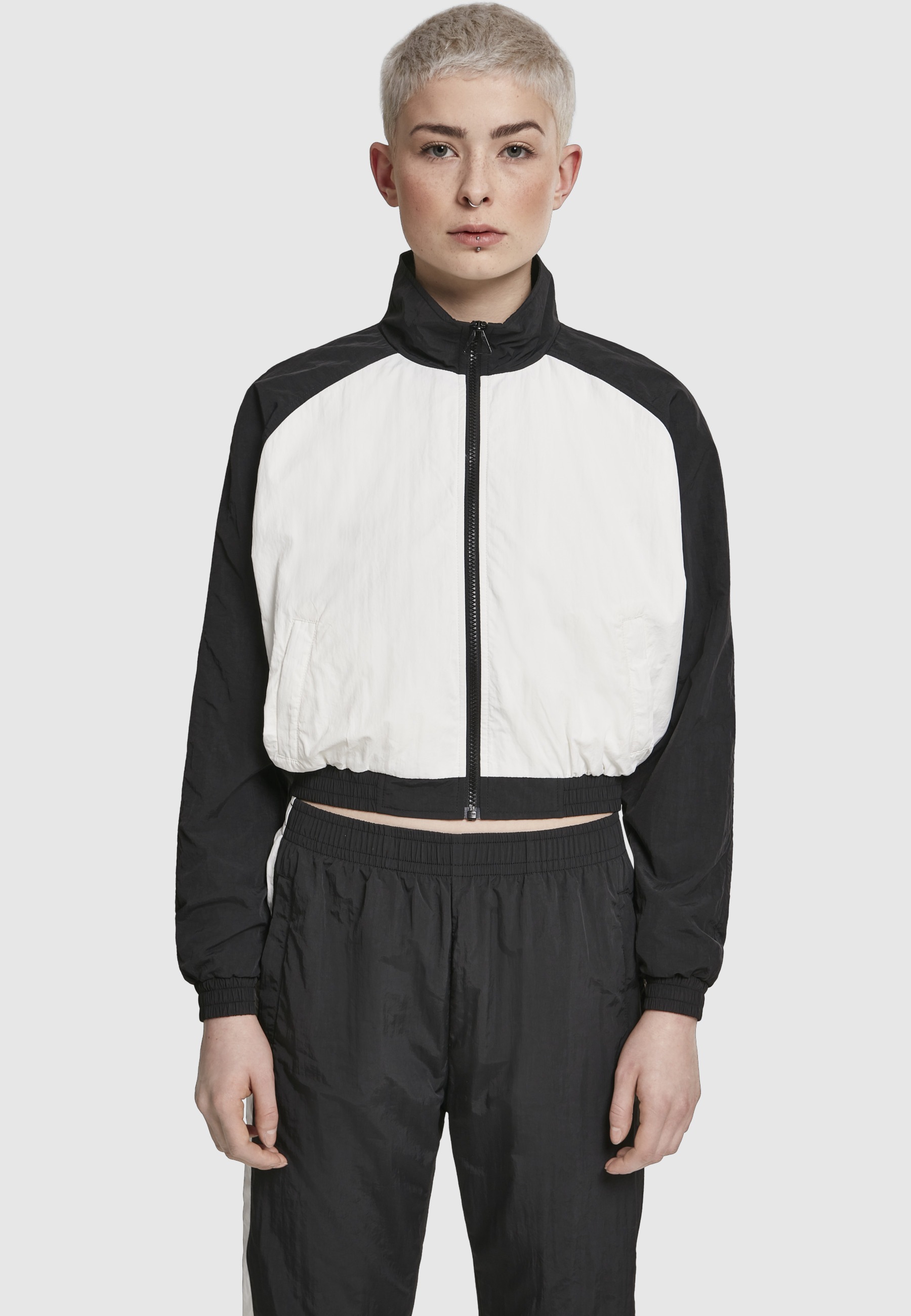 URBAN CLASSICS Langmantel »Urban Classics Damen Ladies Short Raglan Crinkle Batwing Jacket«