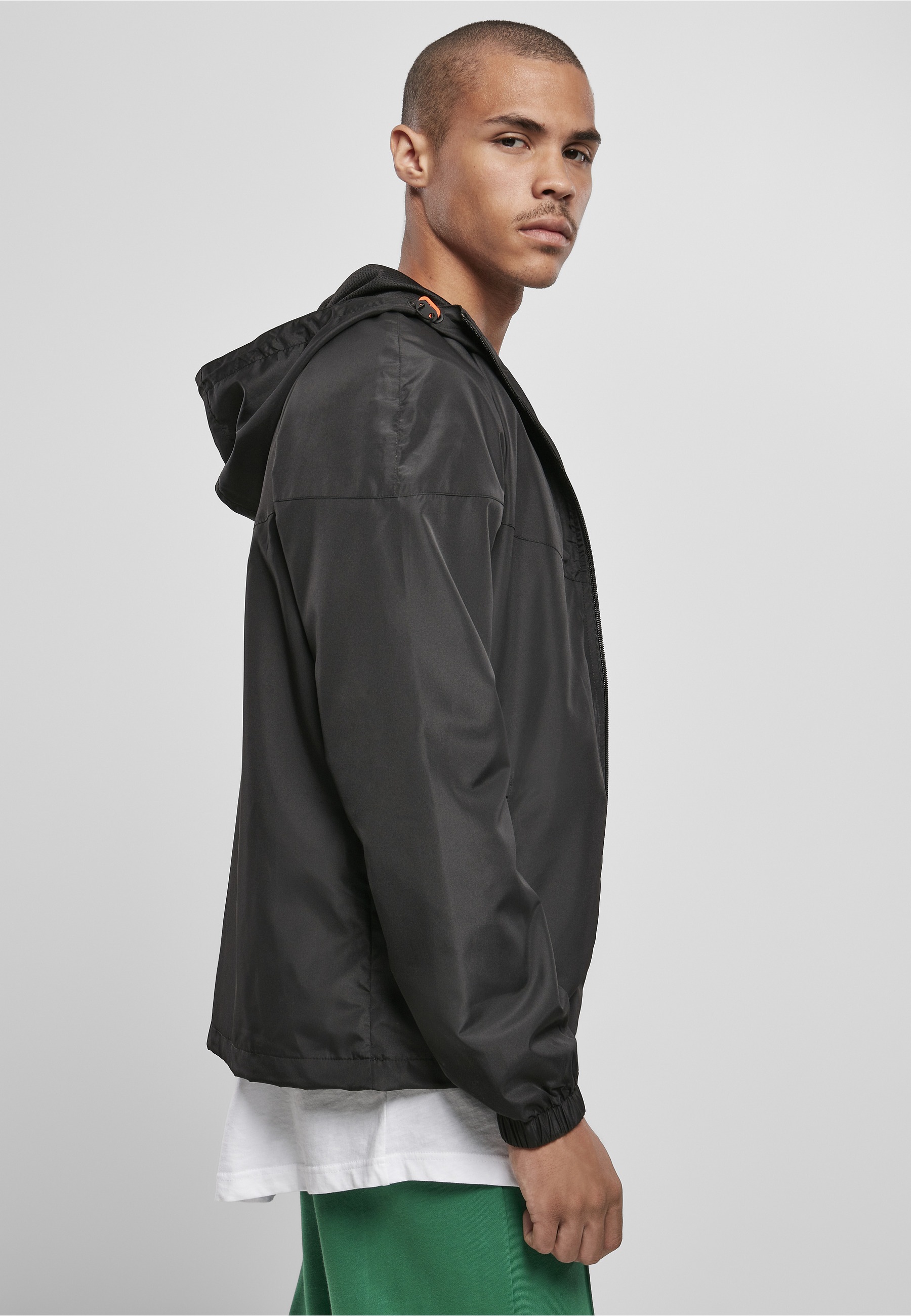 URBAN CLASSICS Allwetterjacke »Urban Classics Herren Recycled Windrunner« 1 Stk. tlg. mit Kapuze