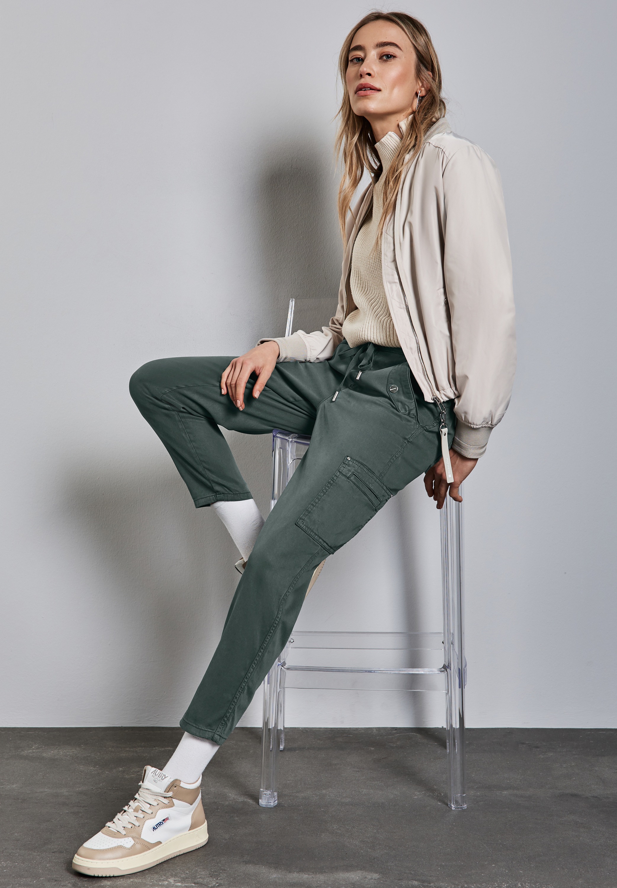 Thumbnail - STREET ONE Cargohose "Style Bonny", mit Taschen