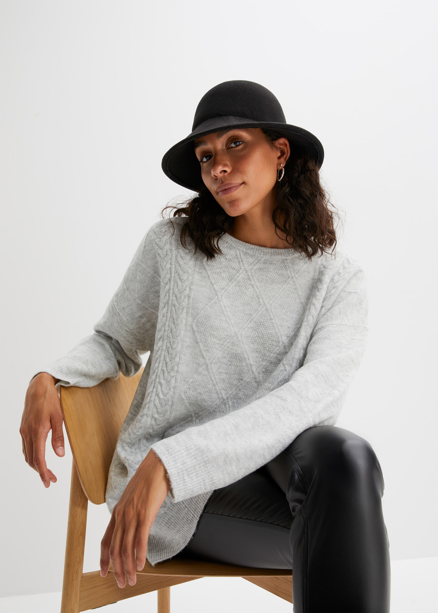bonprix Strickpullover mit tollem Zopfmuster, lässige Oversized Passform, Melange-Optik