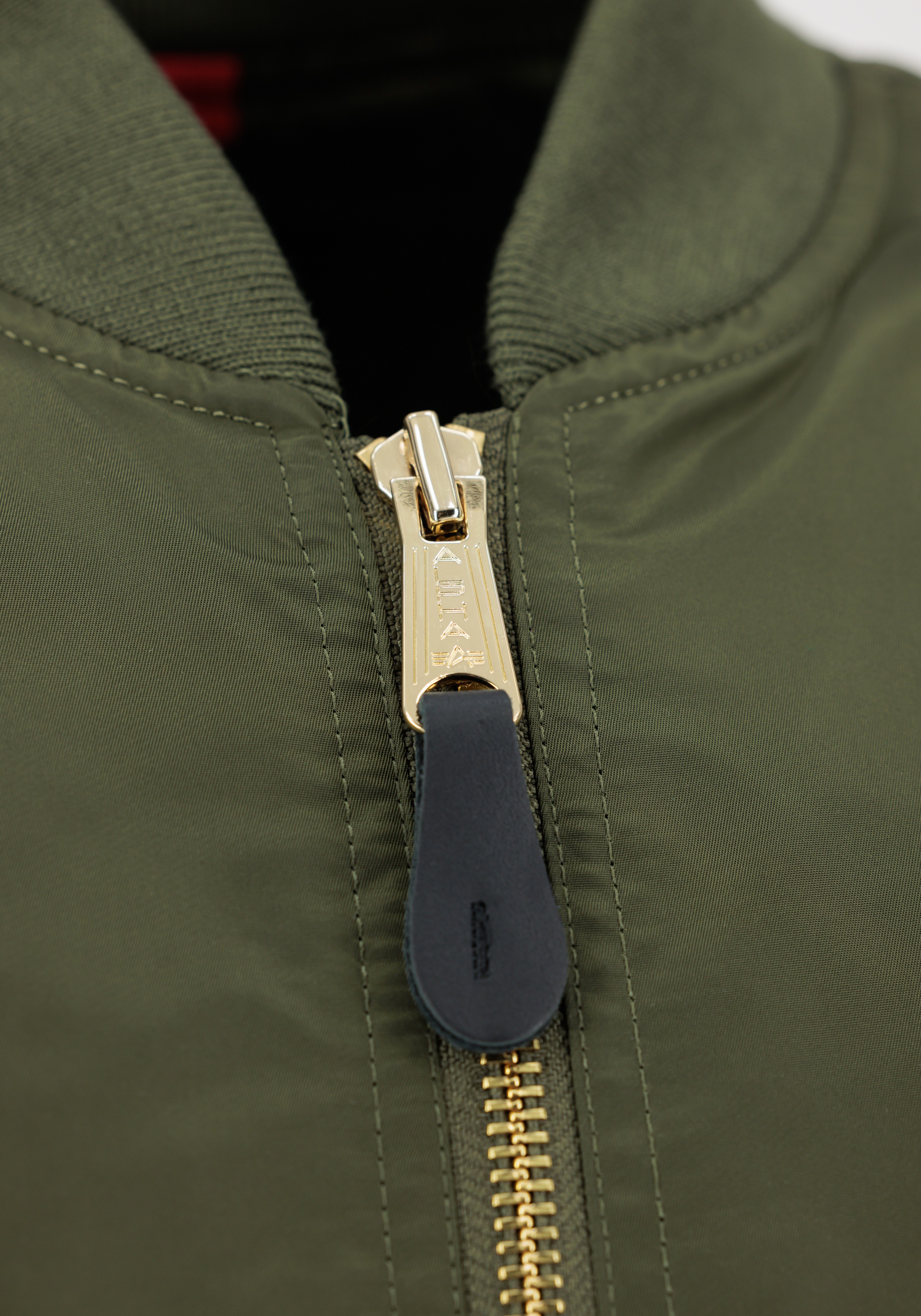 Thumbnail - Alpha Industries Bomberjacke "MA-1 VF Light"