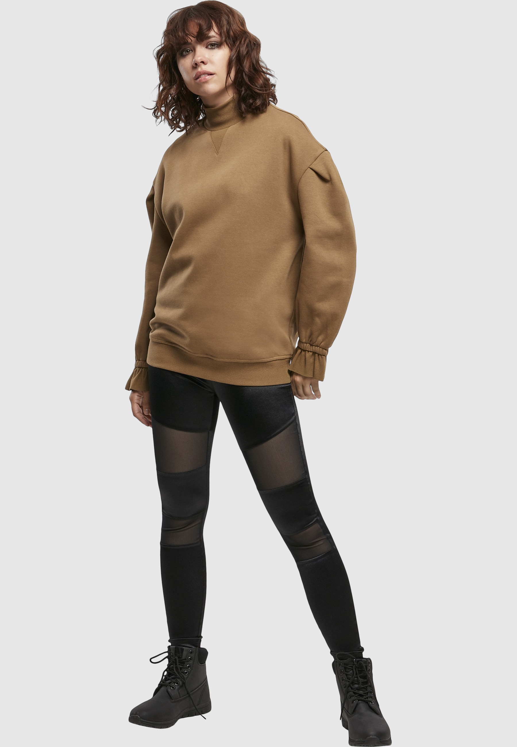 URBAN CLASSICS Sweater »Urban Classics Damen Ladies Turtleneck Crew«, 1 Stk.
