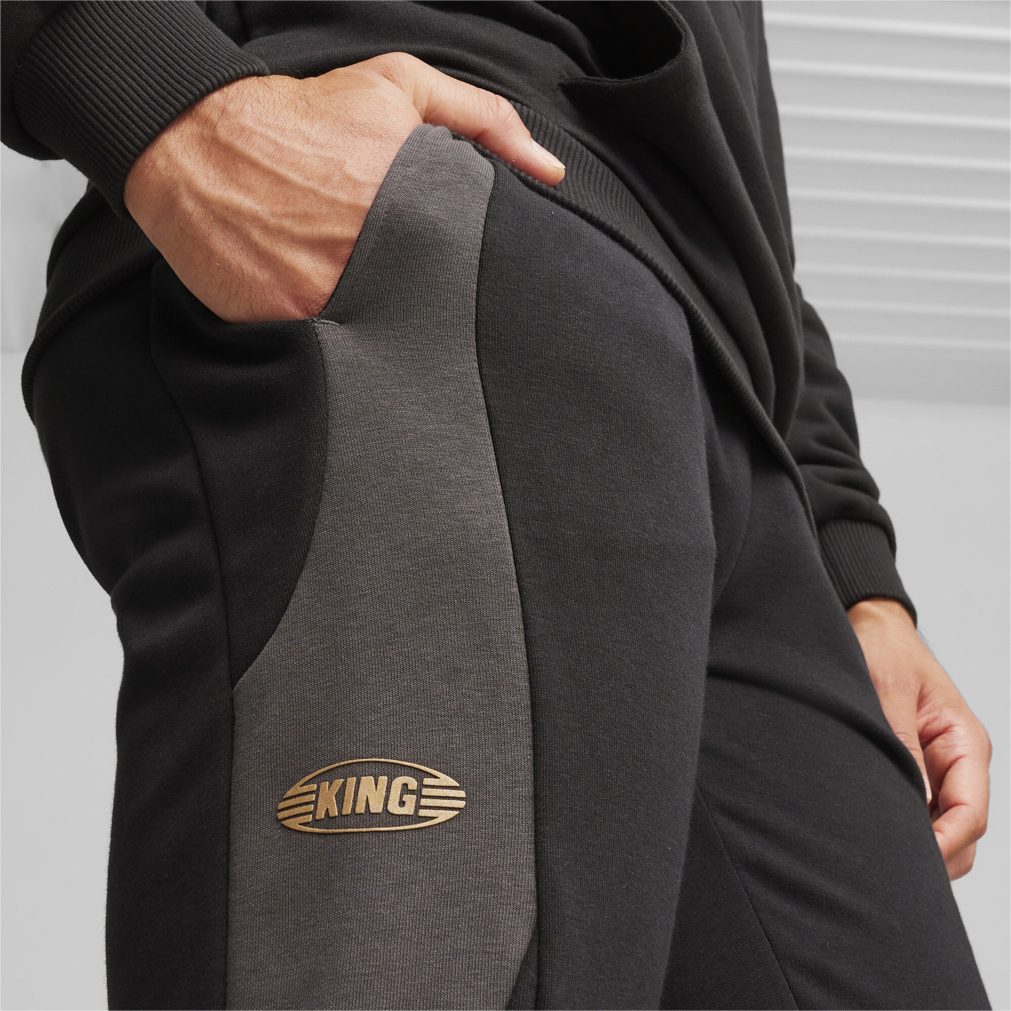PUMA Sporthose »KING Top Fußball-Jogginghose Herren«