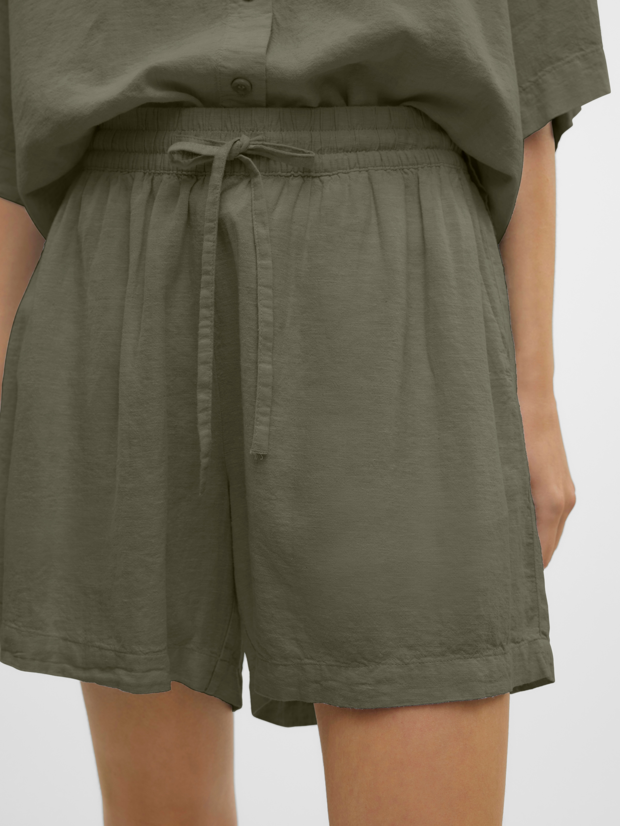 Vero Moda Shorts »VMLINN LINEN SHORTS WVN NOOS«, mit Leinen