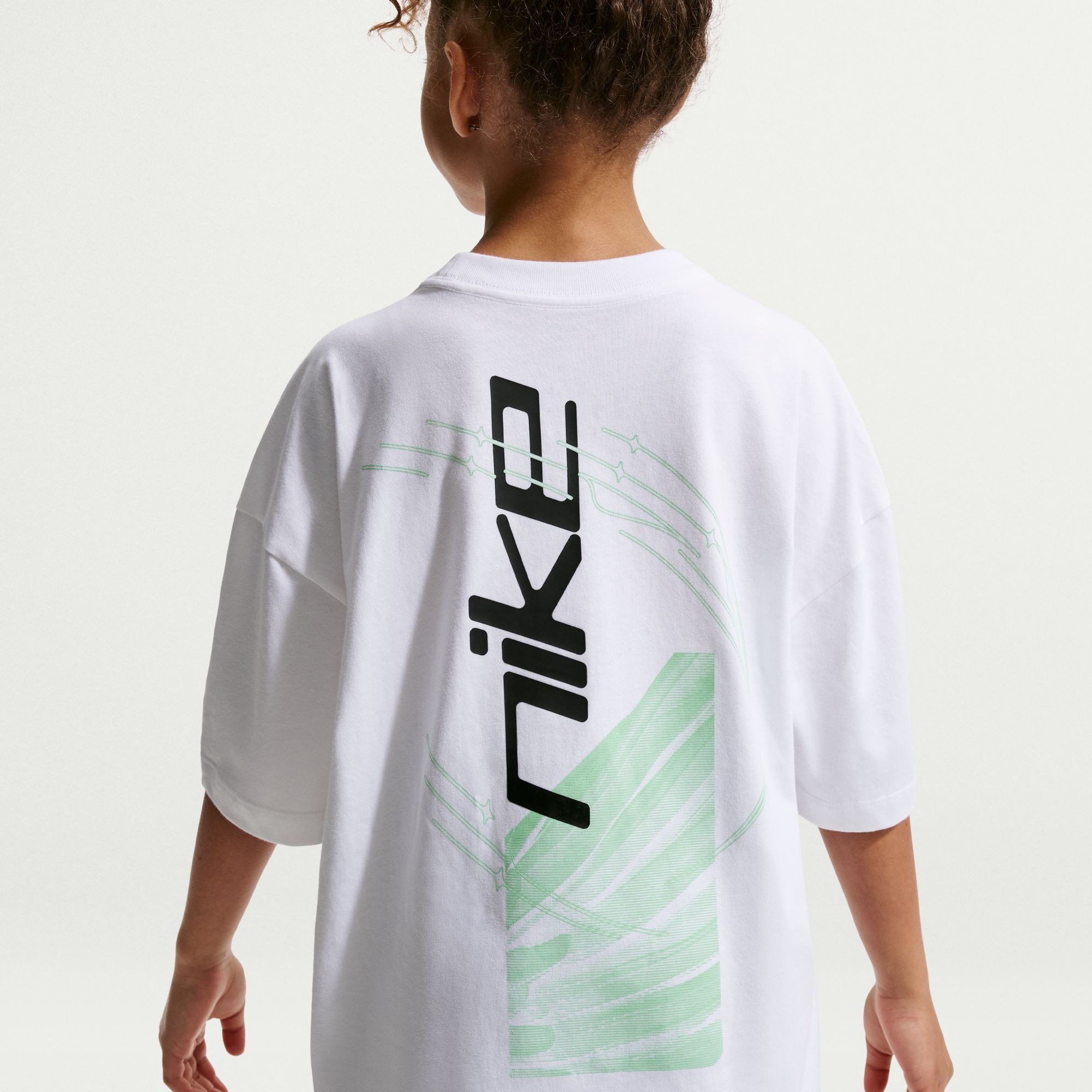 Nike Sportswear T-Shirt »G NSW TEE OS STREET VERT WINGS« für Mädchen und Jugendliche