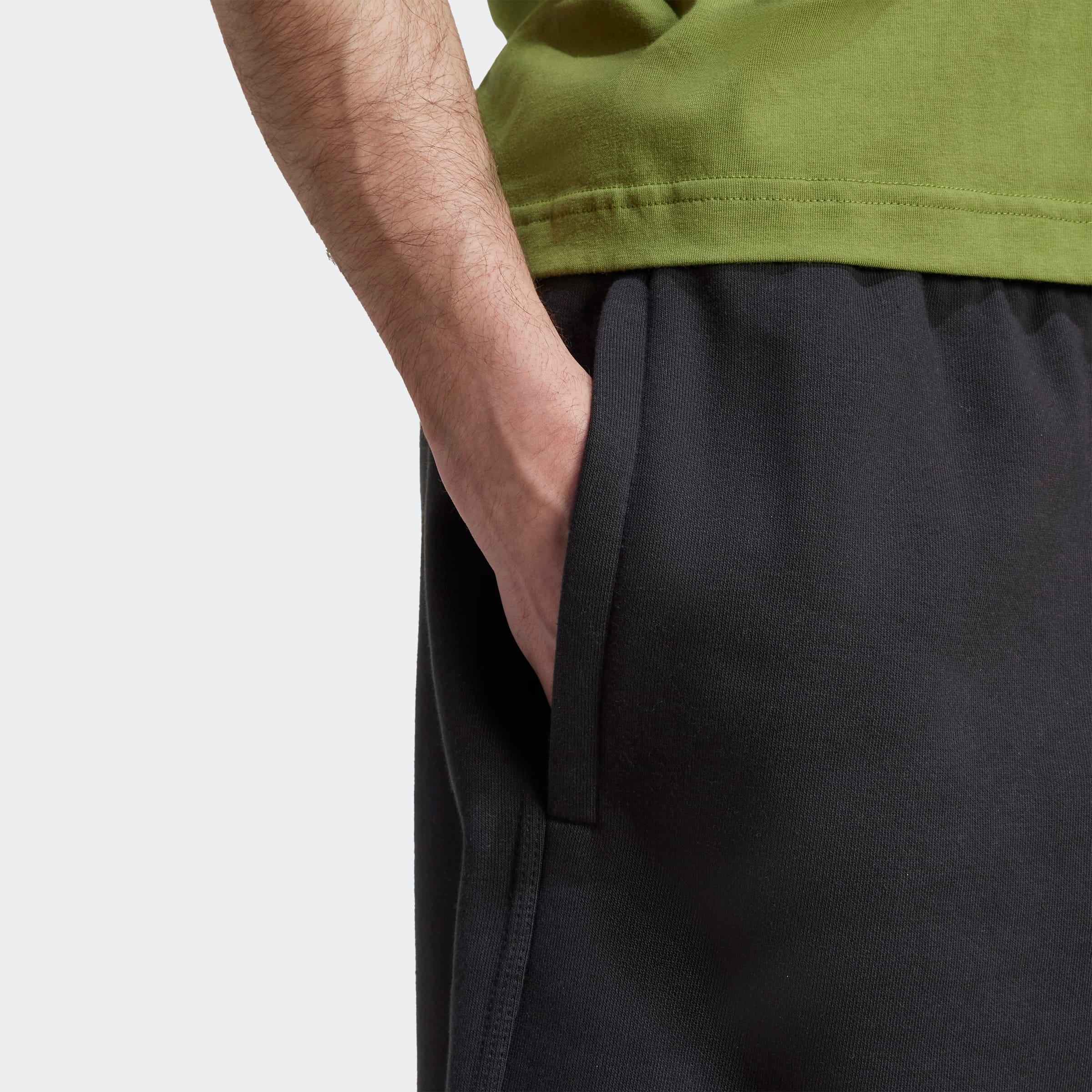 adidas Originals Shorts »ESS SHO 12INCH«  sportlicher Stil, für Erwachsene, aus Baumwolle und Polyester