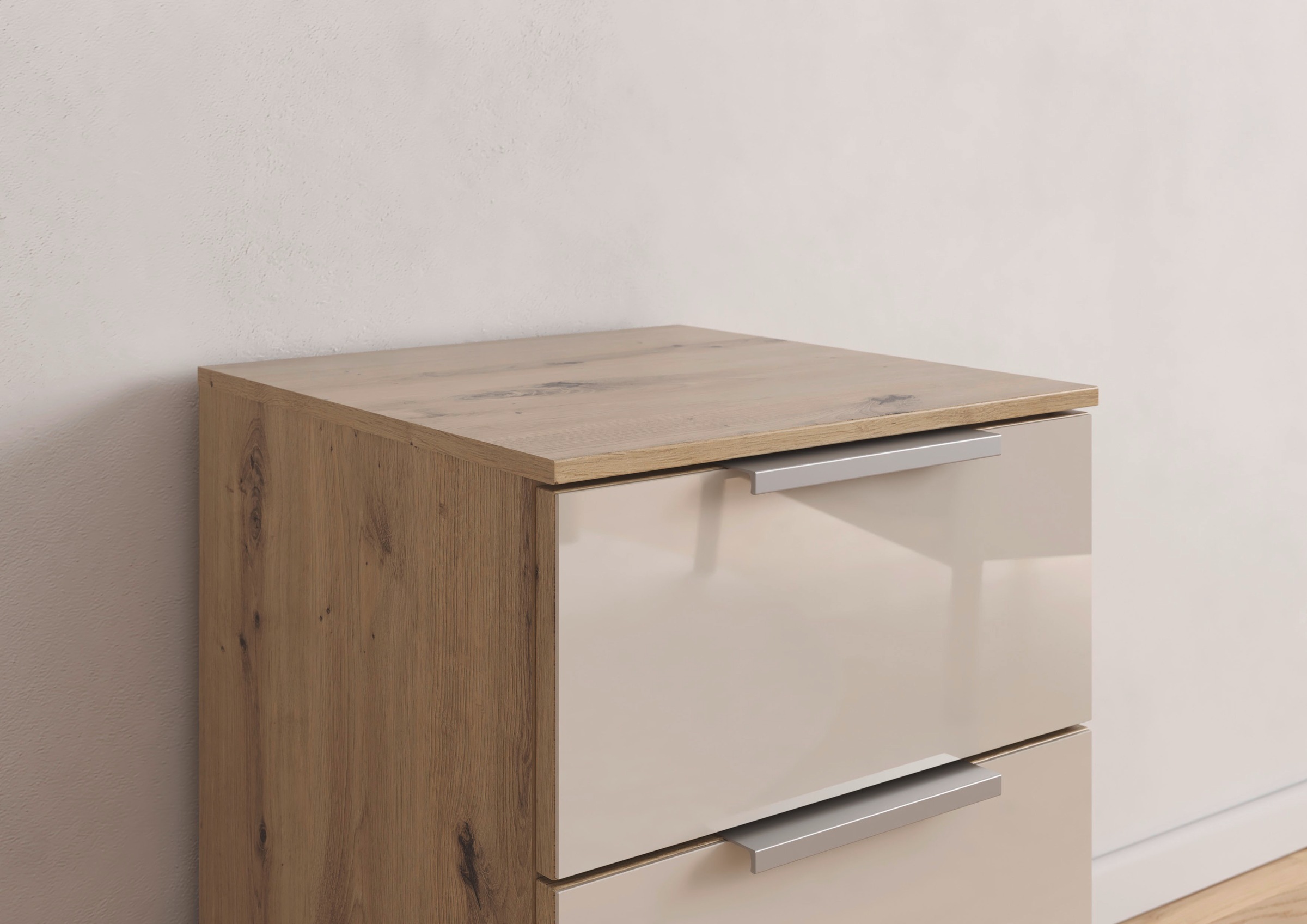 rauch Nachtkommode »Nachttisch Nachtkonsole Nachtschrank KOLUNA mit Glasfront«, (Breite 40 cm), mit 3 geräumigen Schubladen für viel Stauraum MADE IN GERMANY