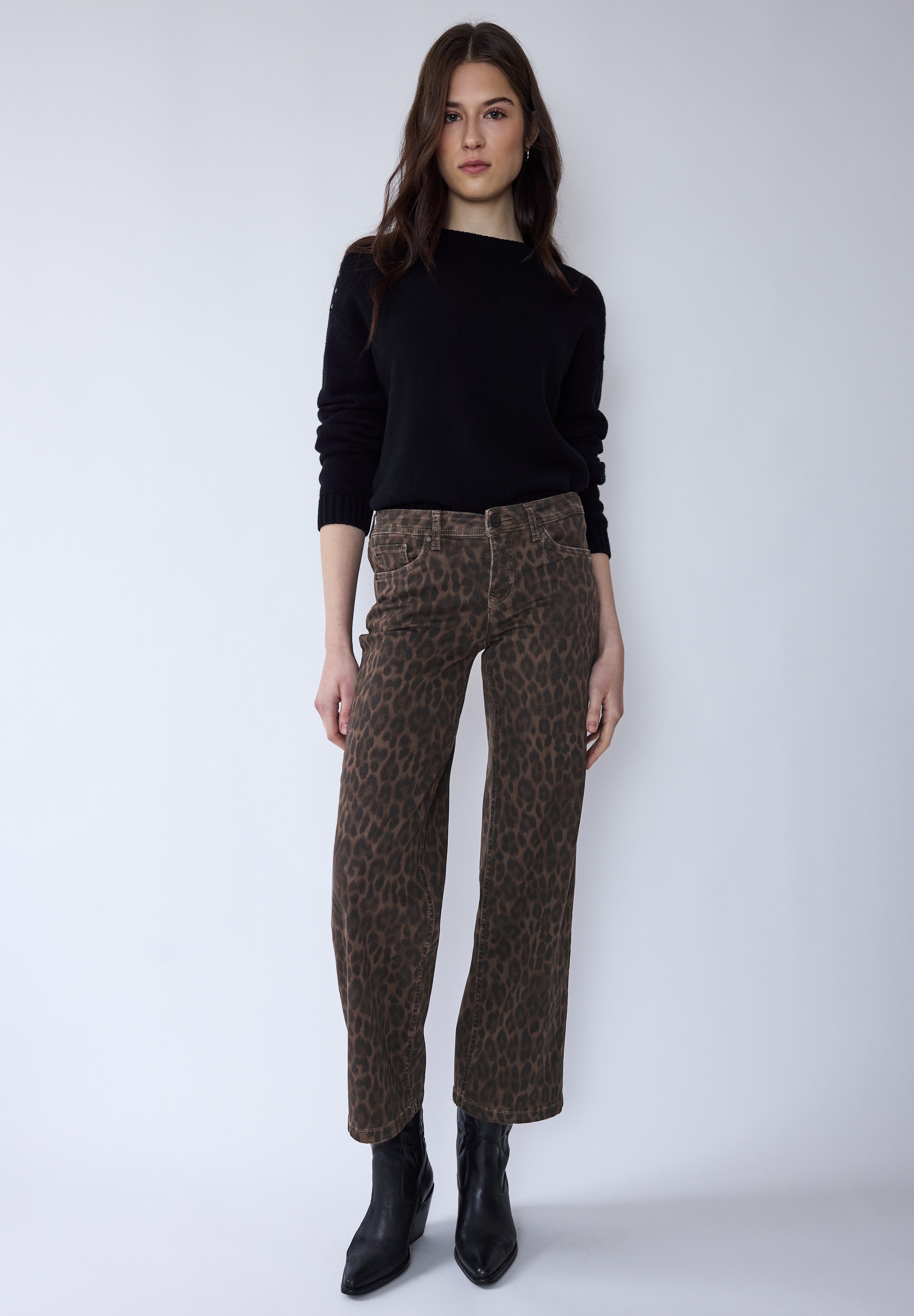 STREET ONE STUDIO Weite Jeans aus Baumwolle mit Stretchanteil