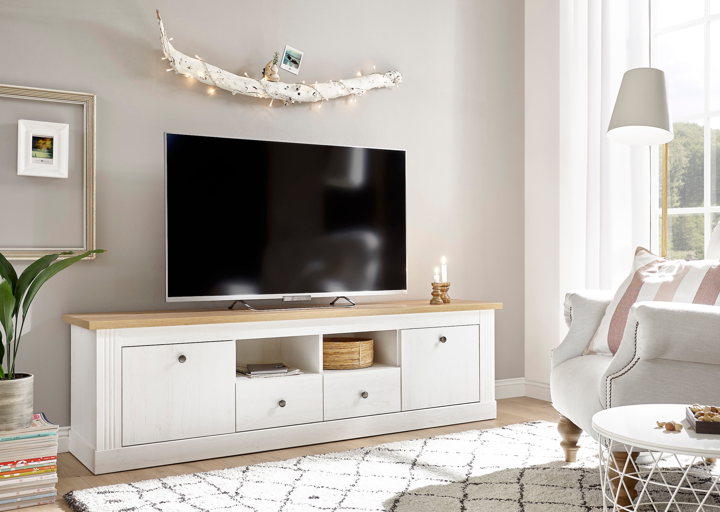 Home affaire Lowboard »Westminster BESTSELLER!«, (Breite ca. 180cm), in romantischem Landhausstil