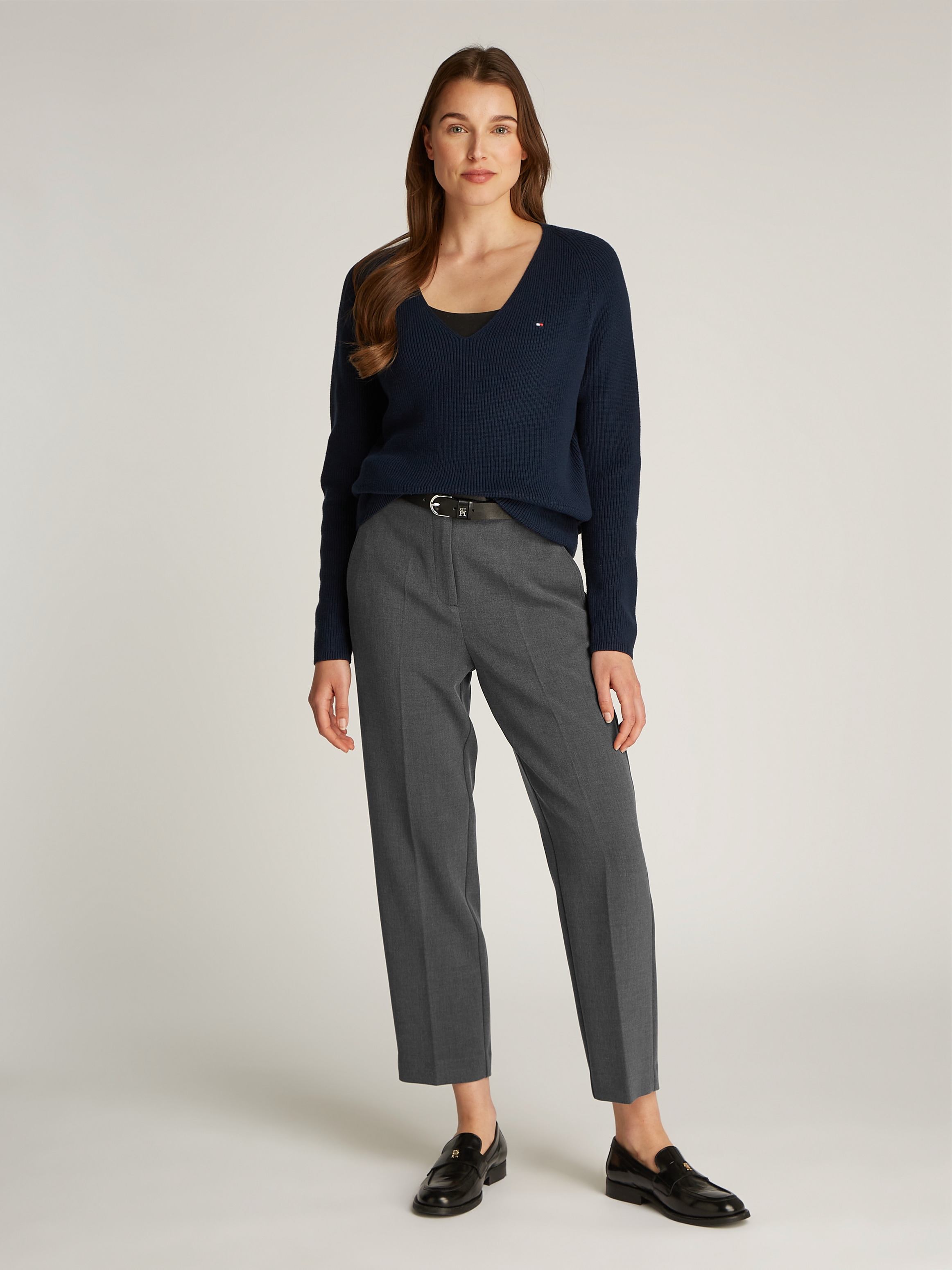 Tommy Hilfiger Webhose »PUNTO SLIM STRAIGHT PANT«, mit Bügelfalten, Metalllabel