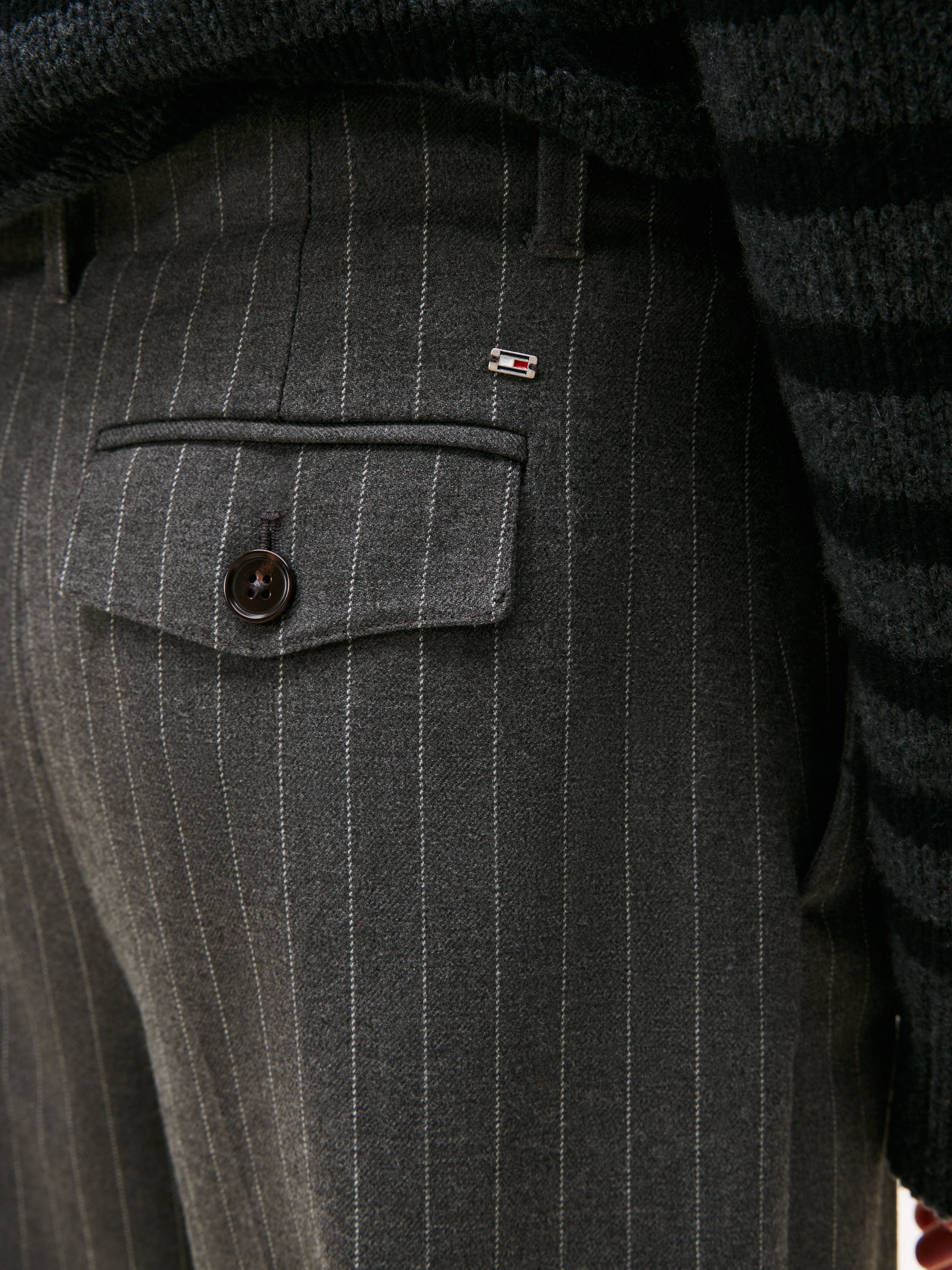 Tommy Hilfiger Anzughose "PINSTRIPE LOOSE STRAIGHT PANT", mit Nadelstreifen günstig online kaufen
