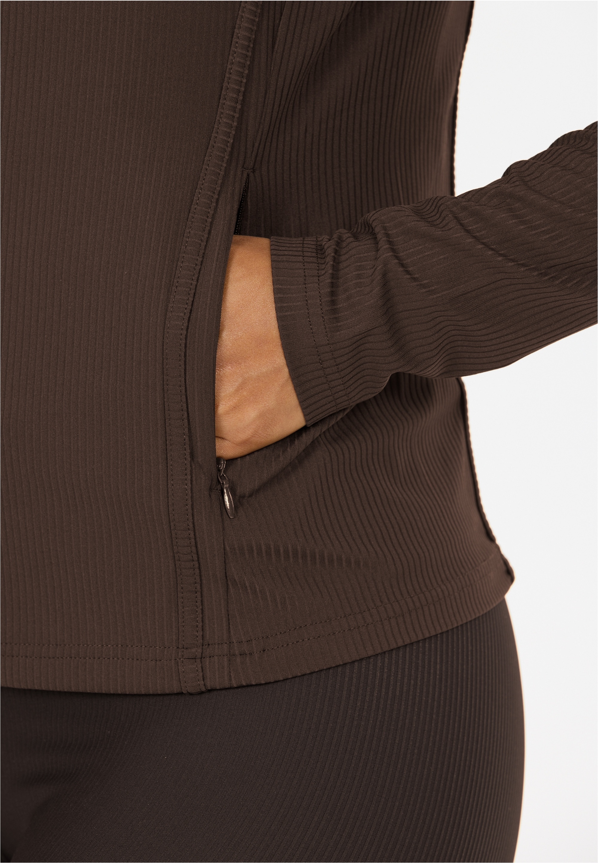 ATHLECIA Trainingsjacke »Thrine« mit atmungsaktiver Funktion