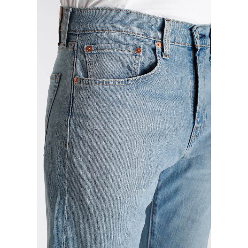 Levi's® Tapered-fit-Jeans »502 TAPER«, in elegantem, modernem Stil