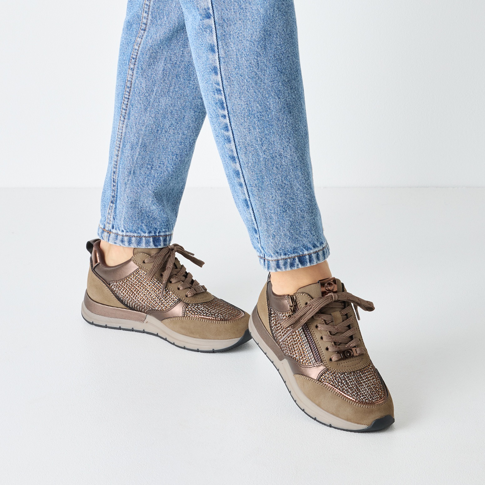 Tamaris Plateausneaker, Freizeitschuh, Halbschuh, Schnürschuh in veganer Verarbeitung