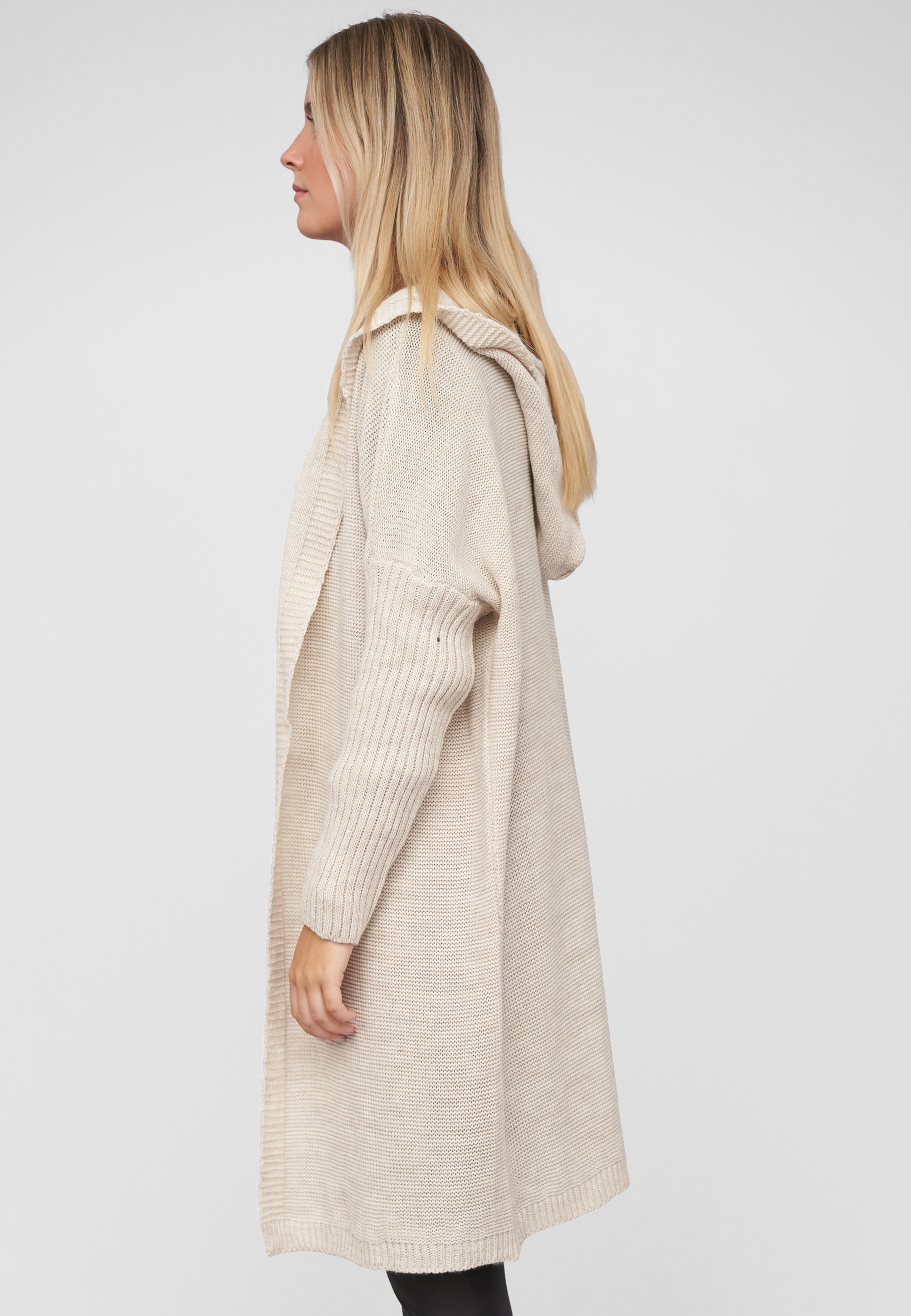 CLOUD 5IVE Strickjacke »CLOUD 5IVE Longform knit cardigan with hood« 1