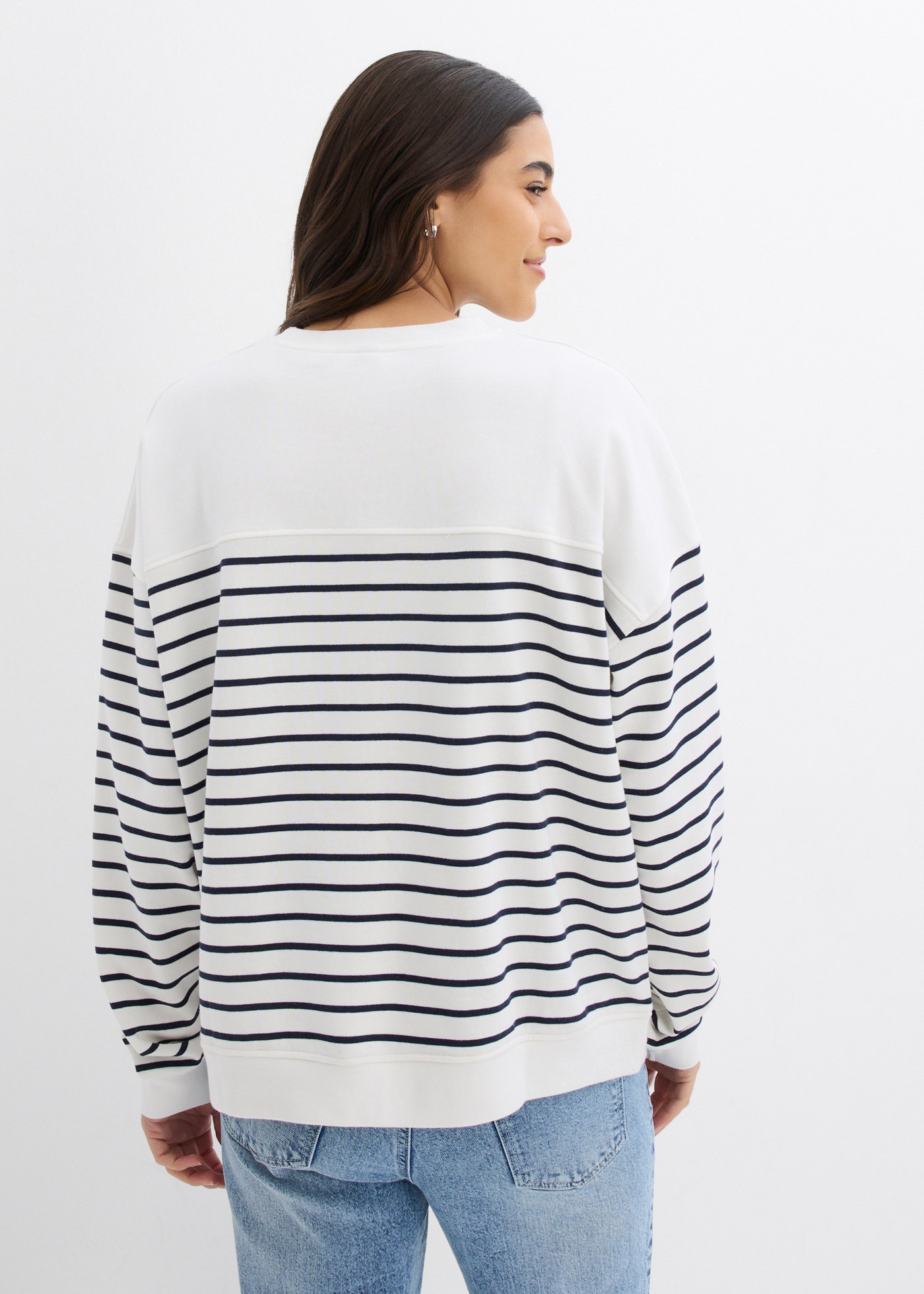 bonprix Sweatshirt , Oversize Passform, gestreiftes Design im bretonischen Stil
