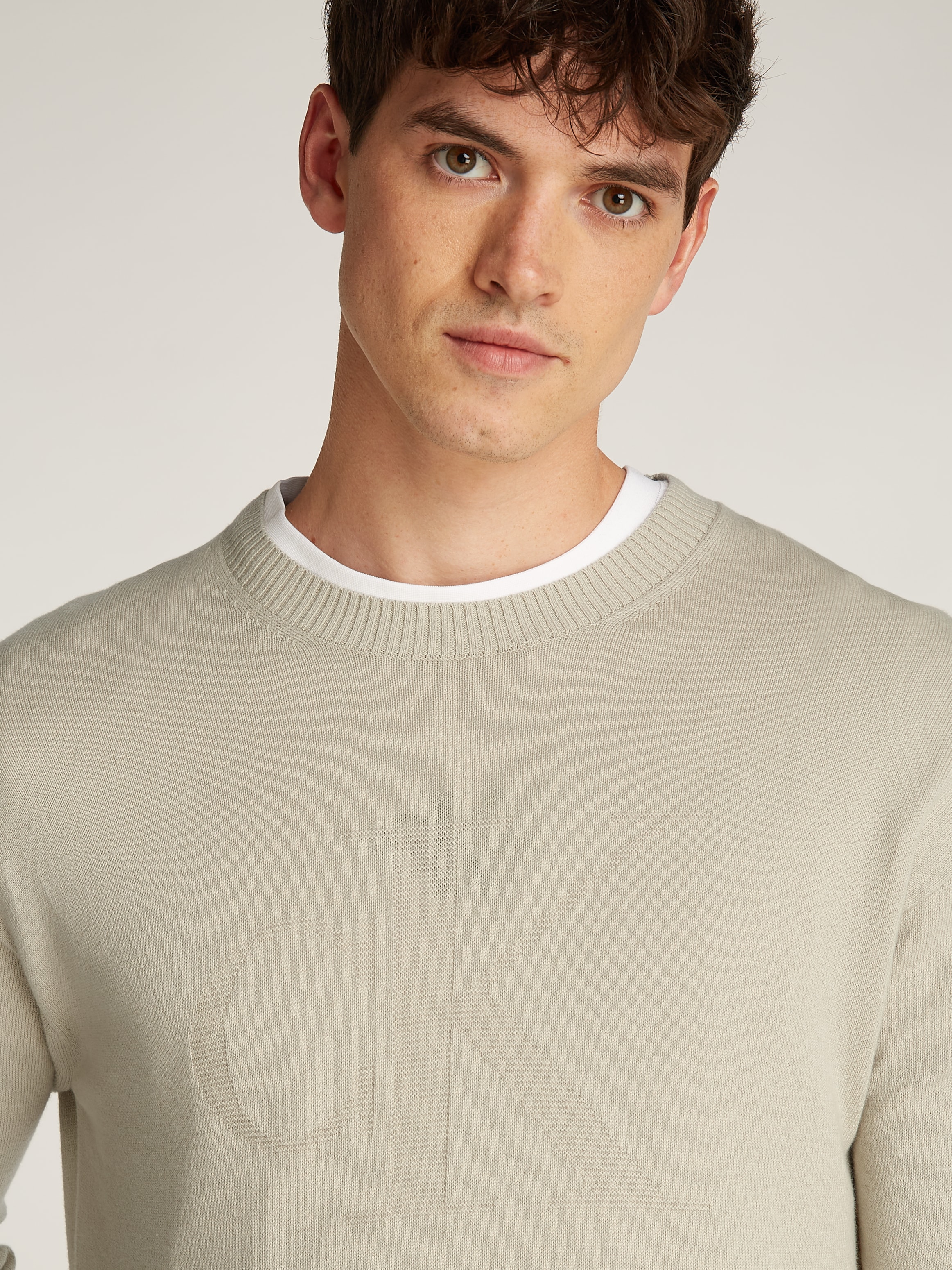 Calvin Klein Jeans Rundhalspullover »CK INTARSIA MIX STITCH SWEATER«, mit Logostickerei