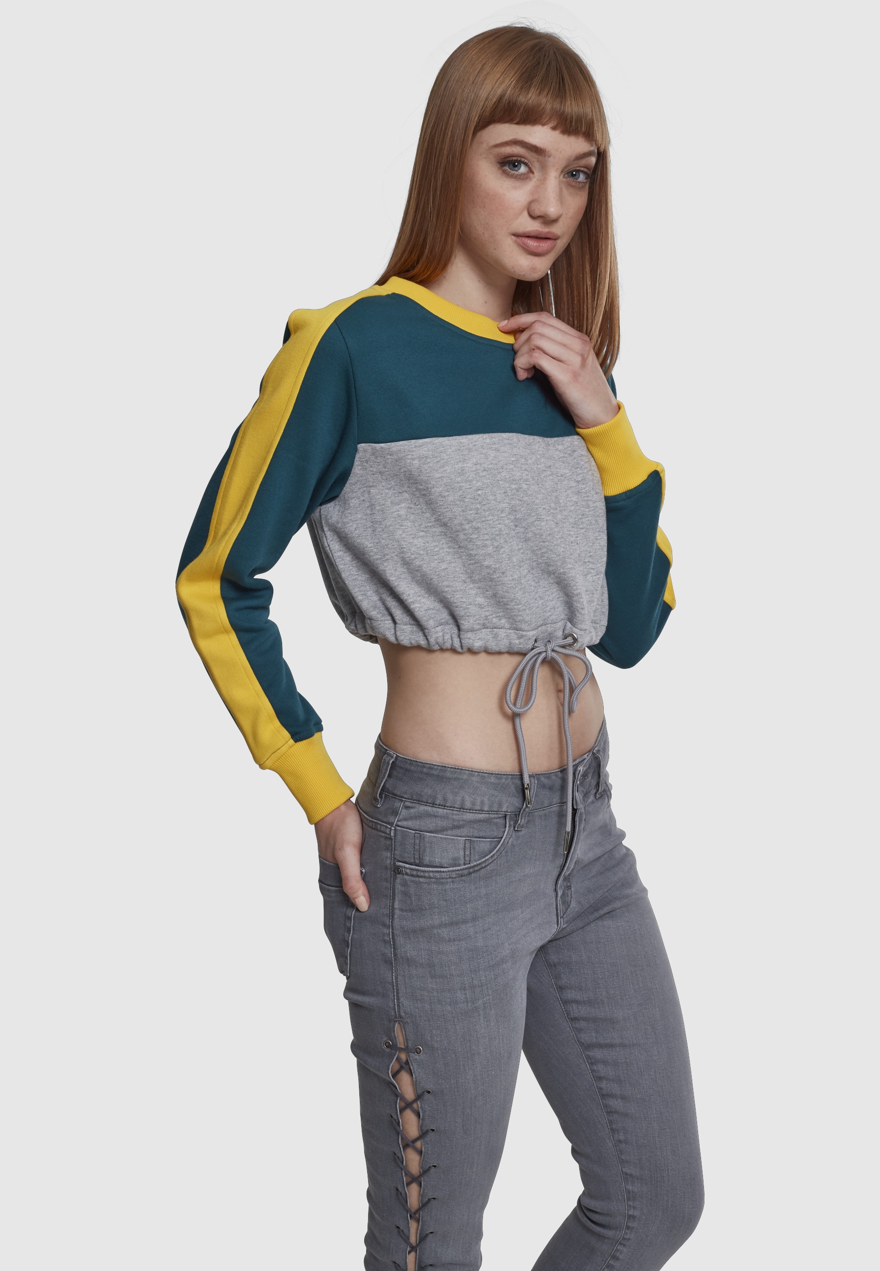 URBAN CLASSICS Sweatshirt »Urban Classics Damen Ladies Cropped 3-Tone Stripe Crew«, 1 Stk.
