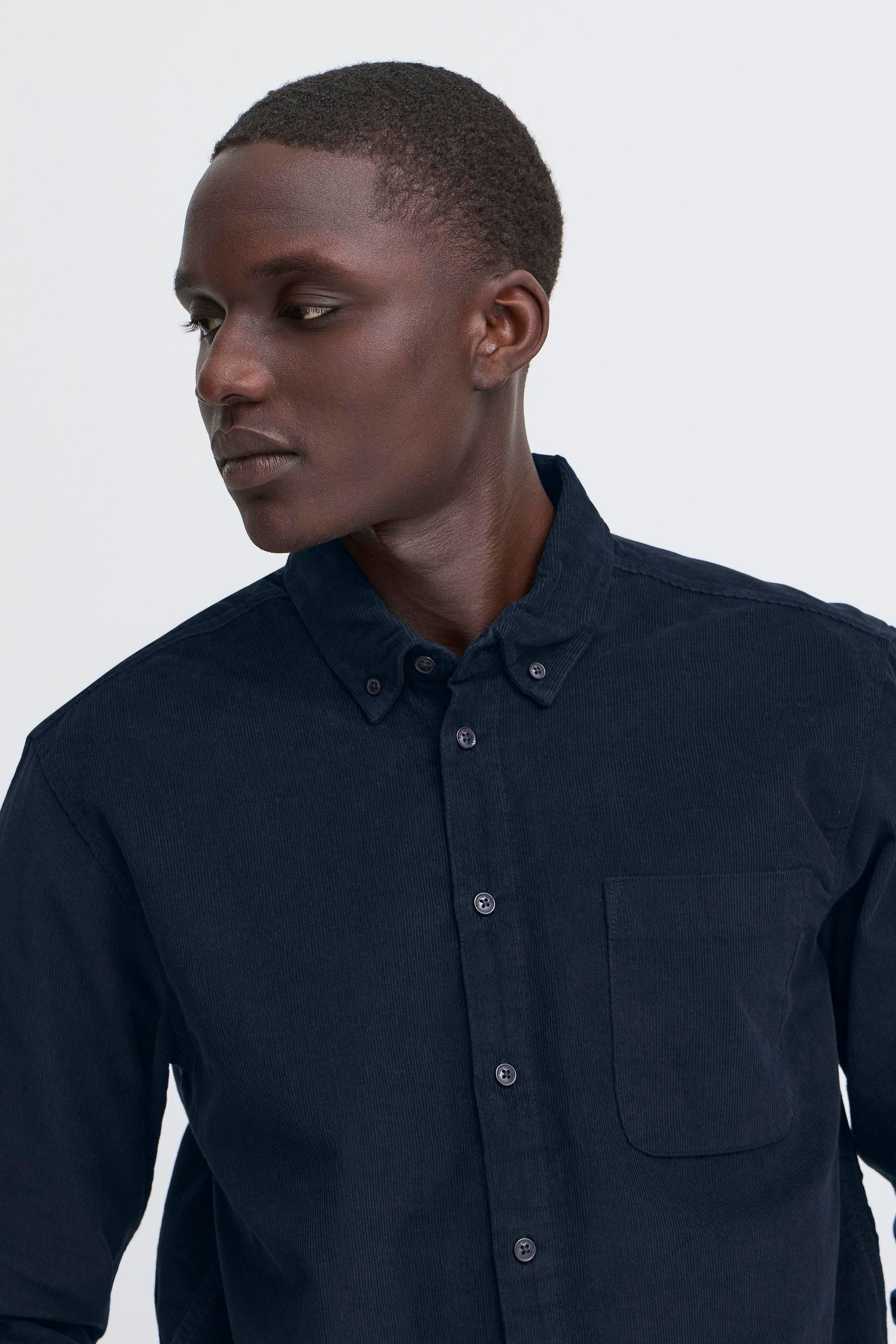 Blend Langarmhemd »BHDEMIR«, Stilvolles Cordhemd mit Brusttasche
